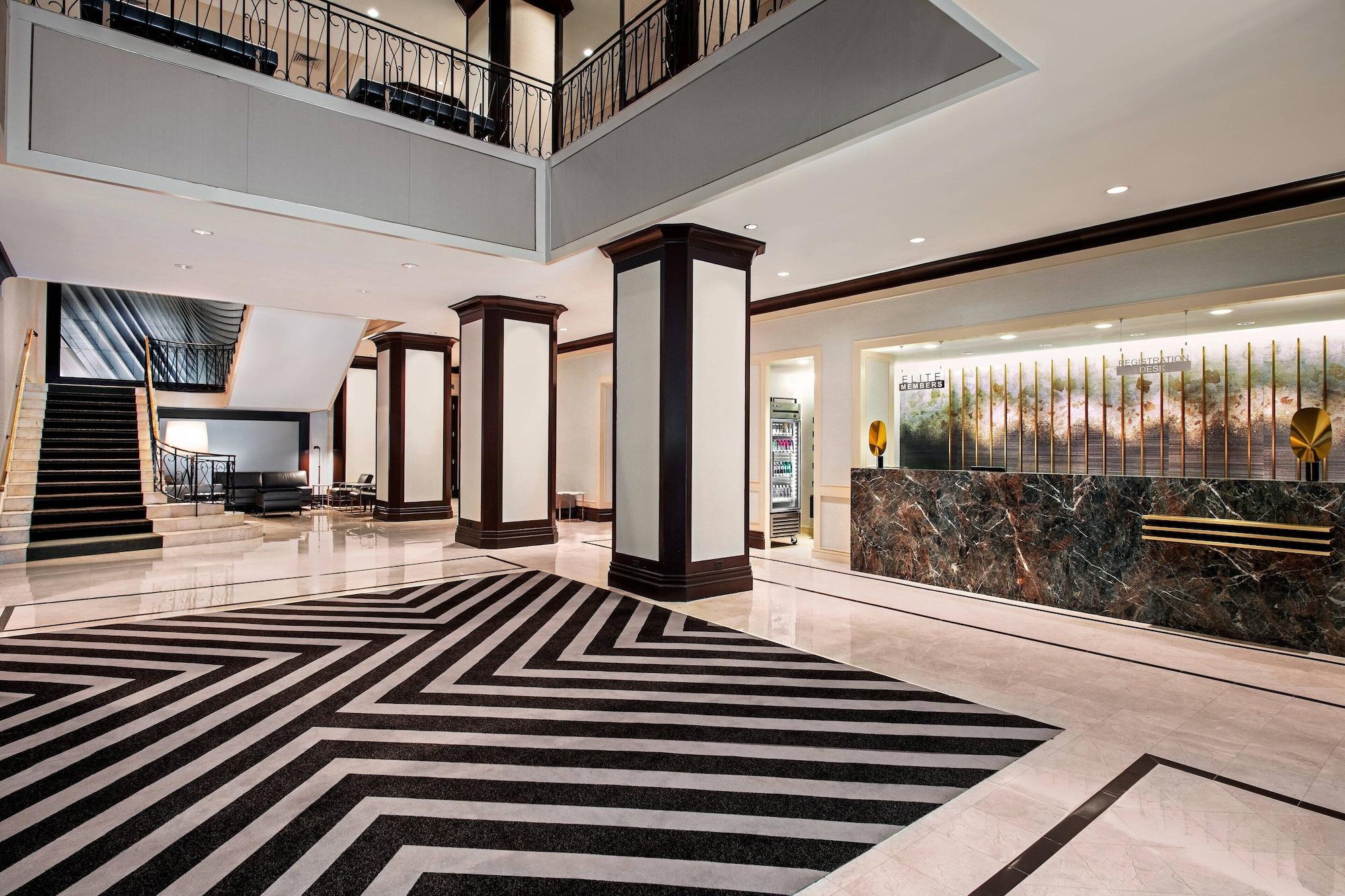 Vista Lobby New York Marriott Downtown