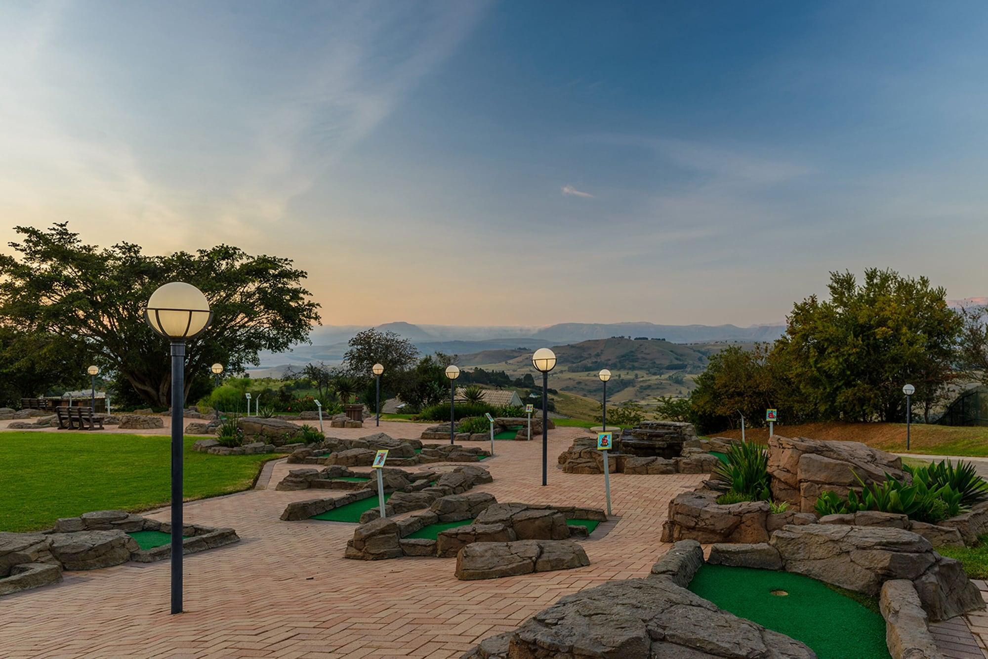 Campo de Golf Cayley Mountain Resort