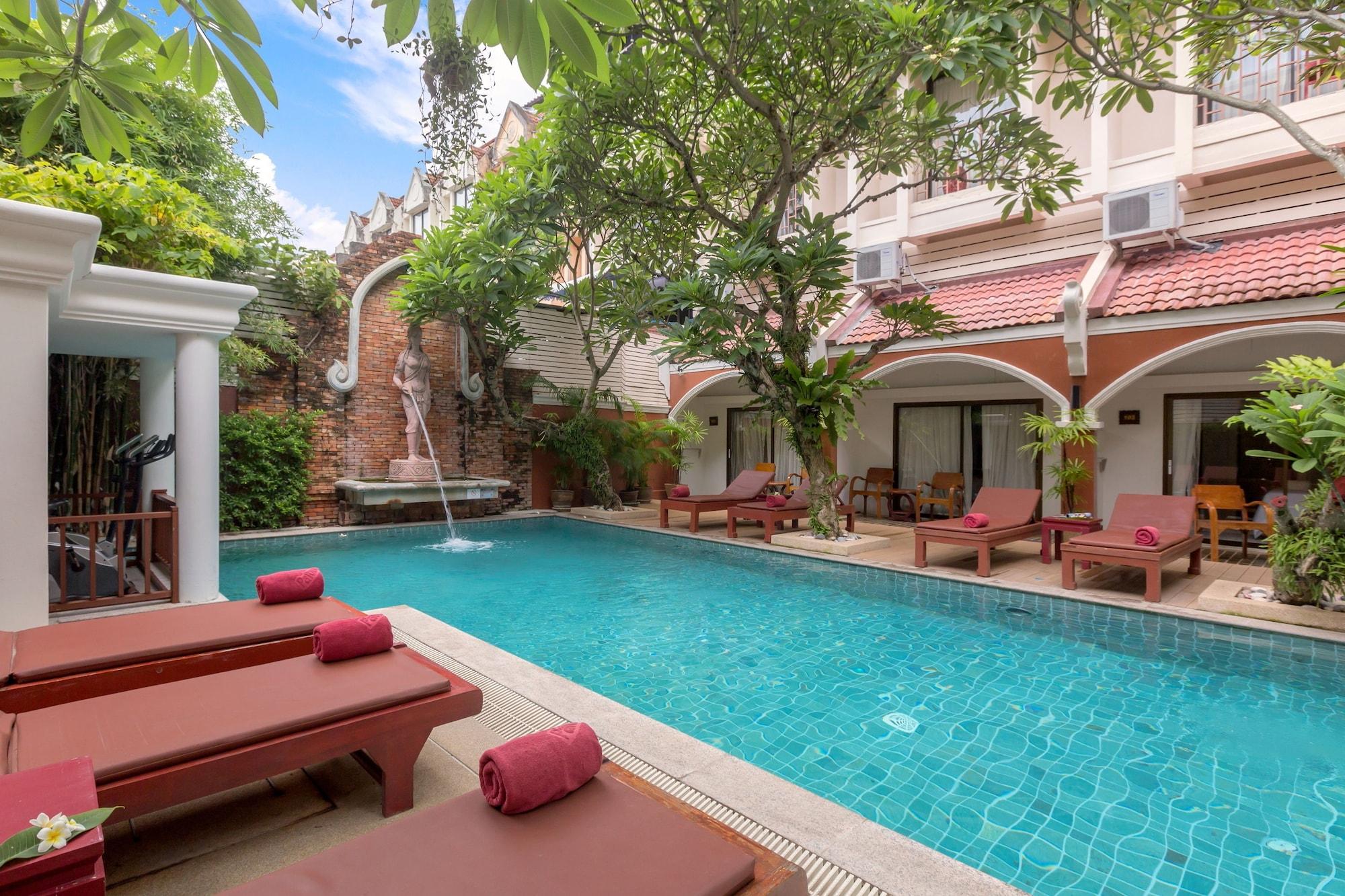 Vista Exterior New Patong Premier Resort