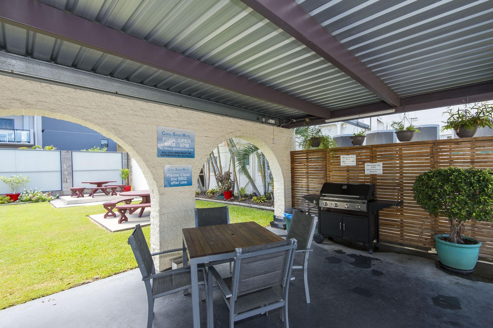 Hotel Coral Sands Motel