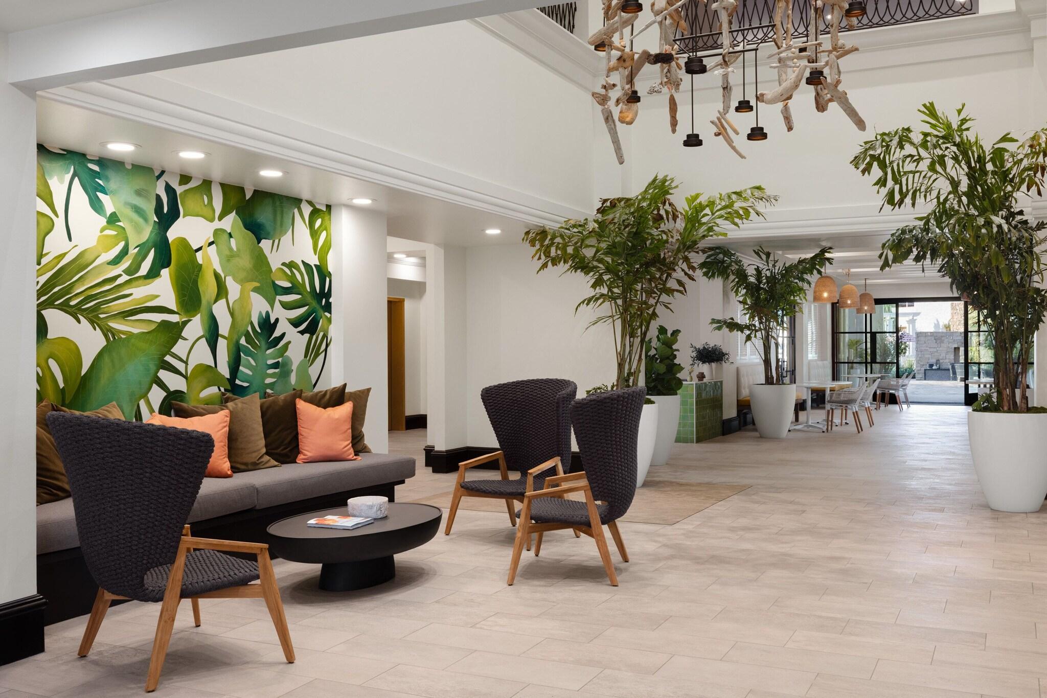 Vista Lobby Tommy Bahama Miramonte Resort & Spa