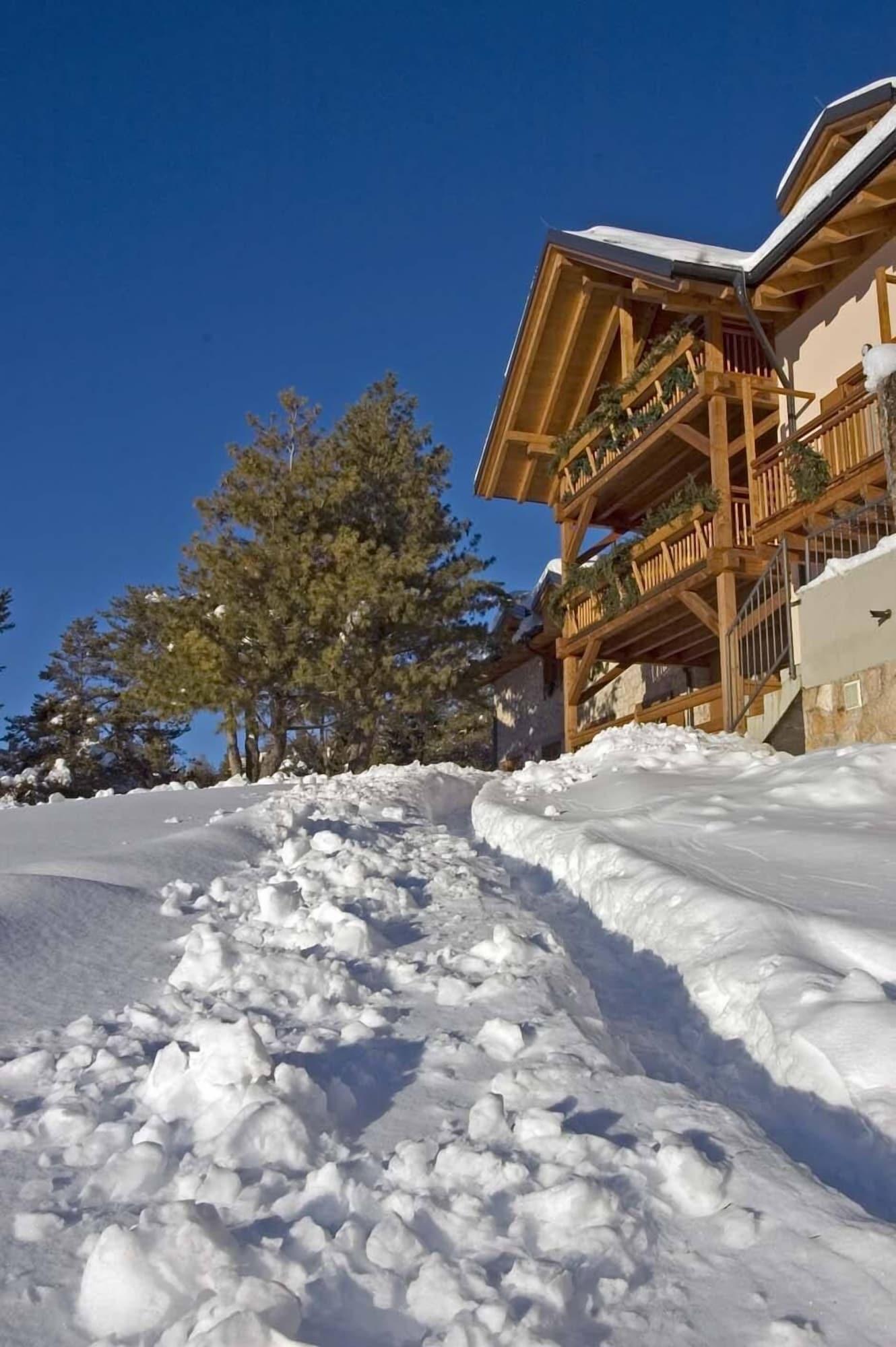 Varios Rifugio Predaia ai Todesci