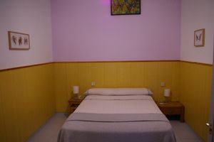 Alquiler Vacacional - House with garden in the center of Figueres