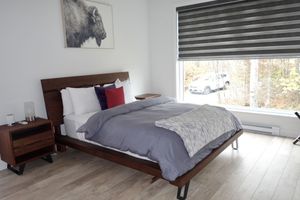 Alquiler Vacacional - Mont Tremblant -Newly Built Home. SKI ,HIKE, EXPLORE NATURE Private Hot Tub!