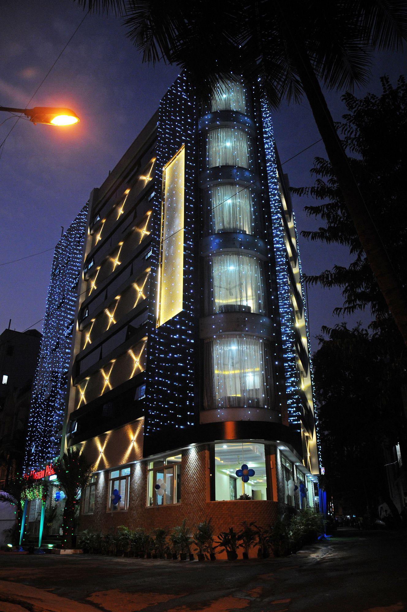 Varios Hotel Eastern Palace