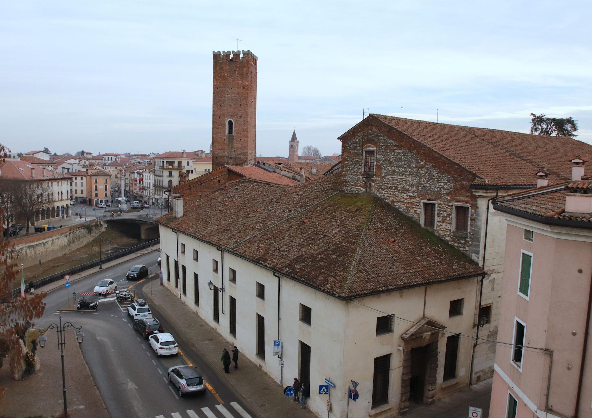 Varios Ca' Lou al Teatro