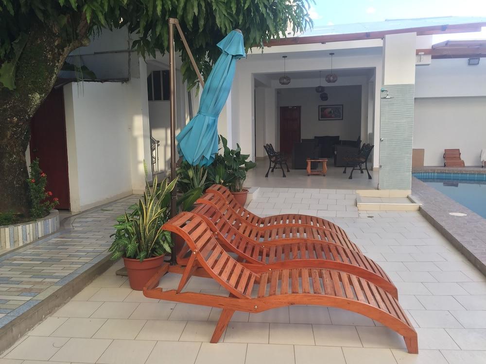 Vista Exterior Hotel Cielo