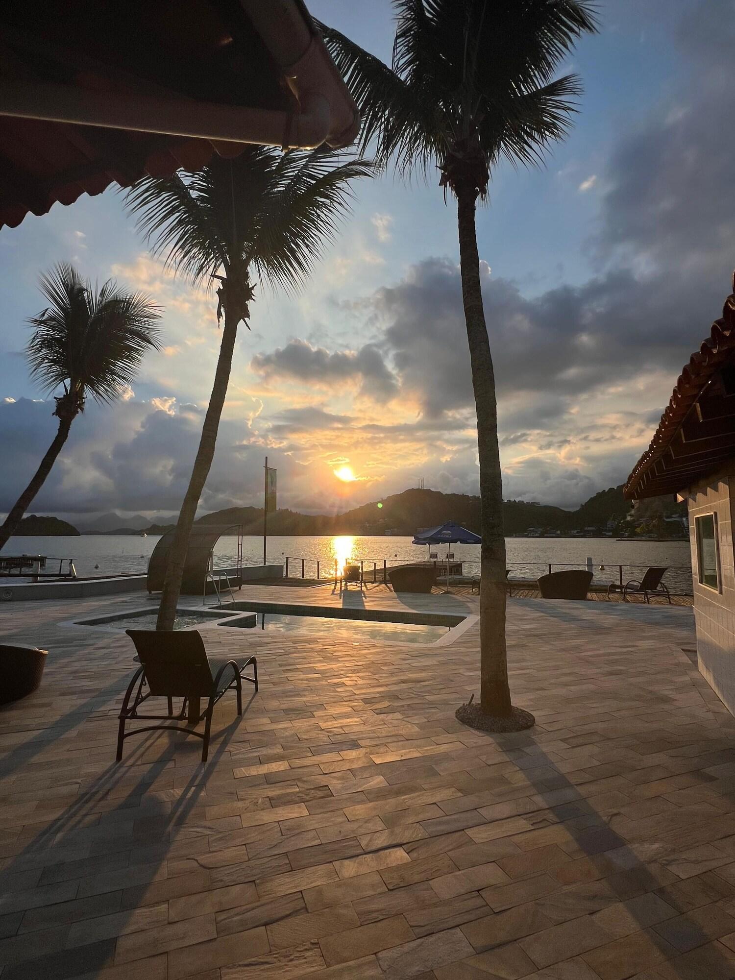 Vista Piscina Pousada Jet Club Marine Angra