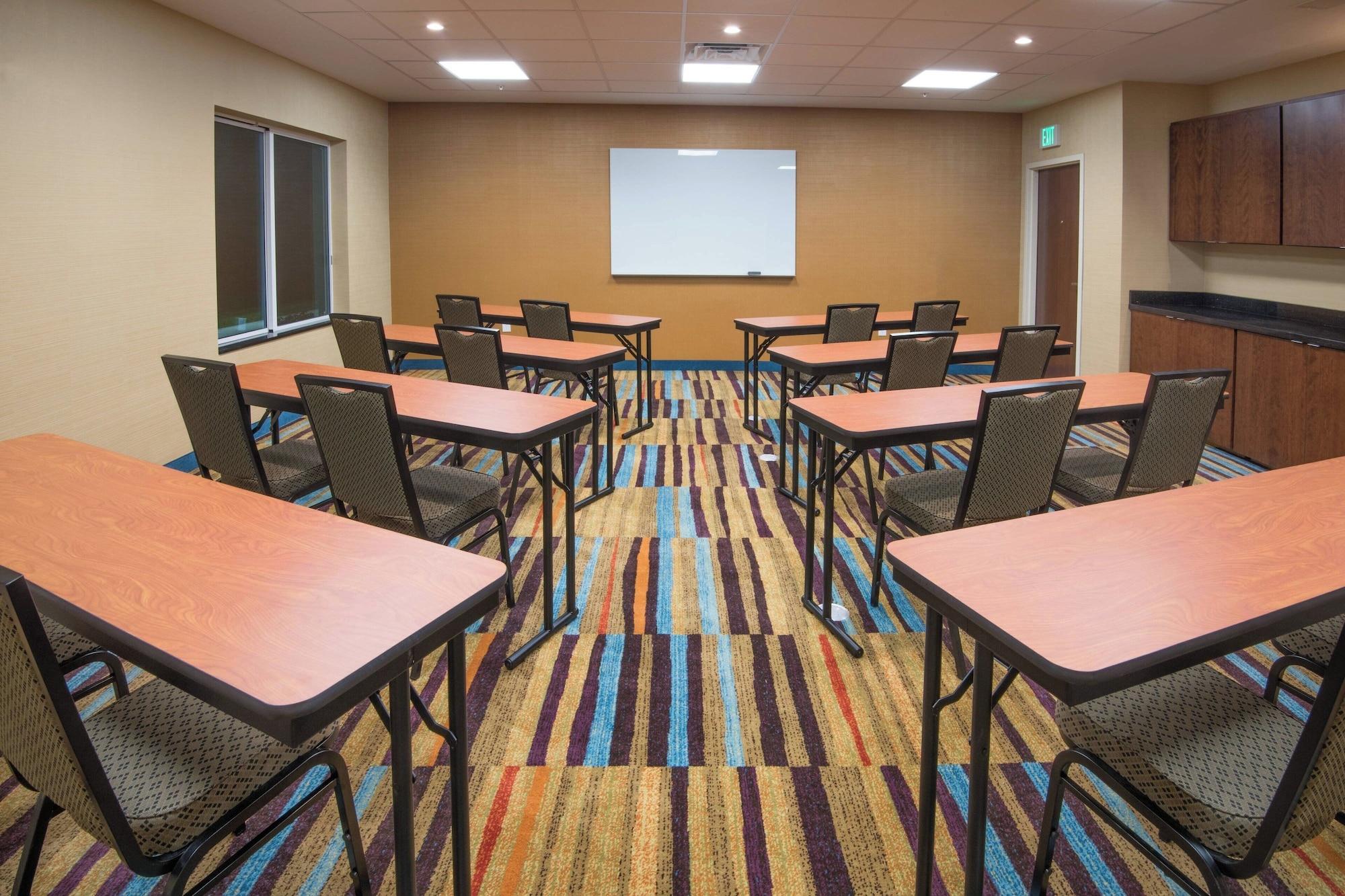 Sala de Reuniones Fairfield Inn & Suites Fort Wayne Southwest