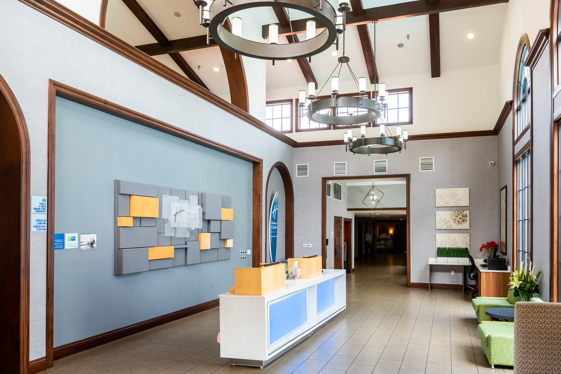 Vista Lobby Hampton Inn & Suites San Clemente