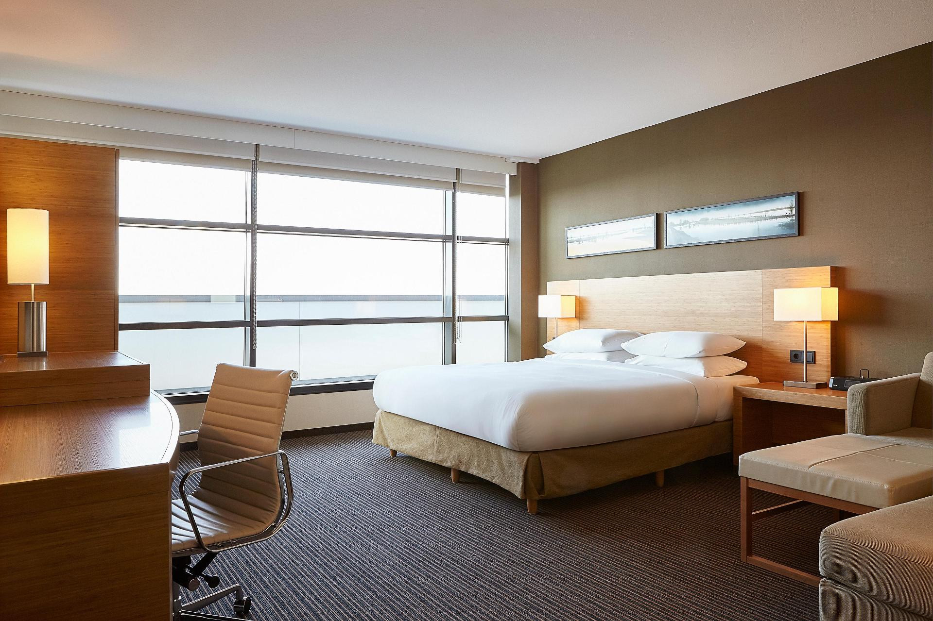 Vista Exterior Hyatt Place Amsterdam Airport