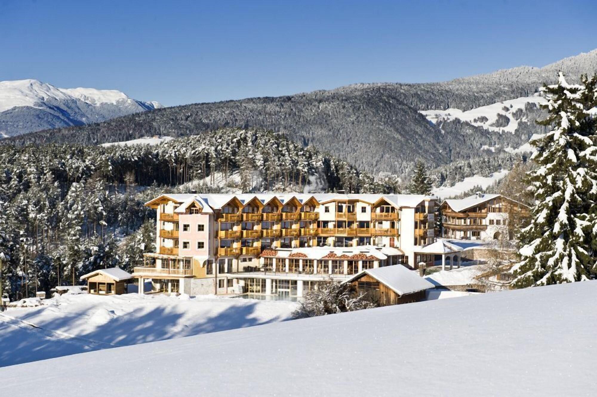 Vista Exterior Chalet Tianes