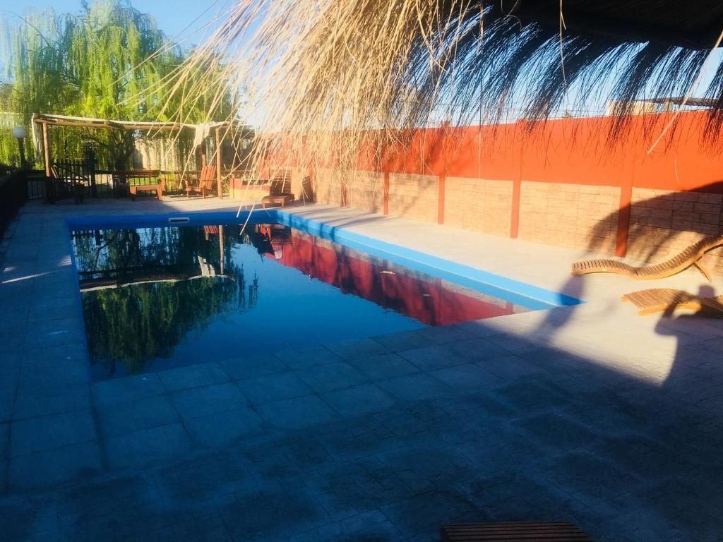 Vista Piscina la aldea de san rafal