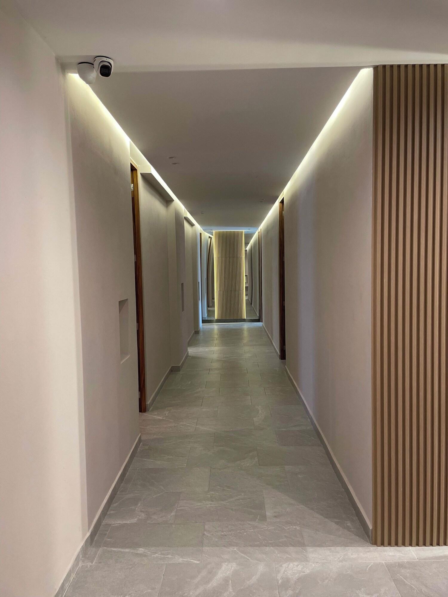 Vista Lobby Nayfer Suites