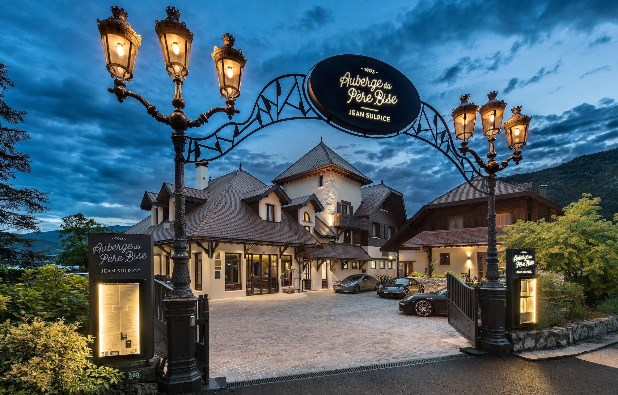 Vista Exterior Auberge Du Père Bise