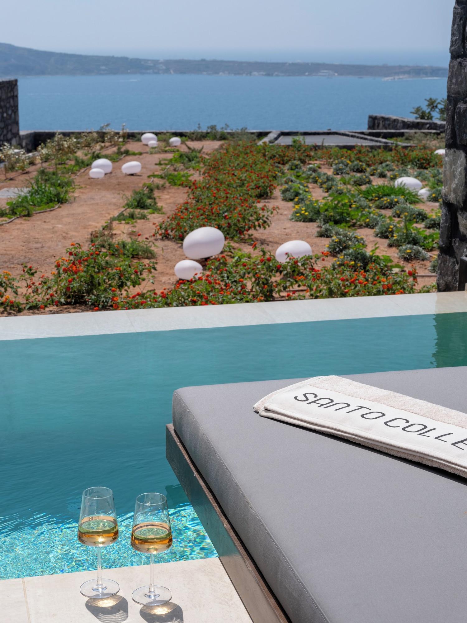 Playa Santo Pure Oia Suites & Villas