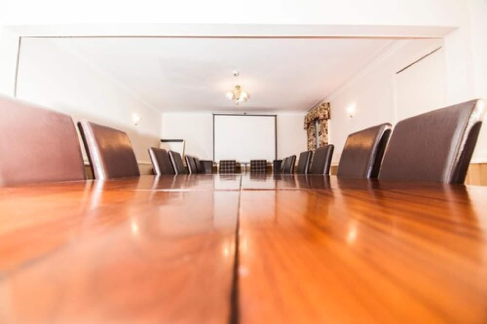 Sala de Reuniones Burnett Arms Hotel