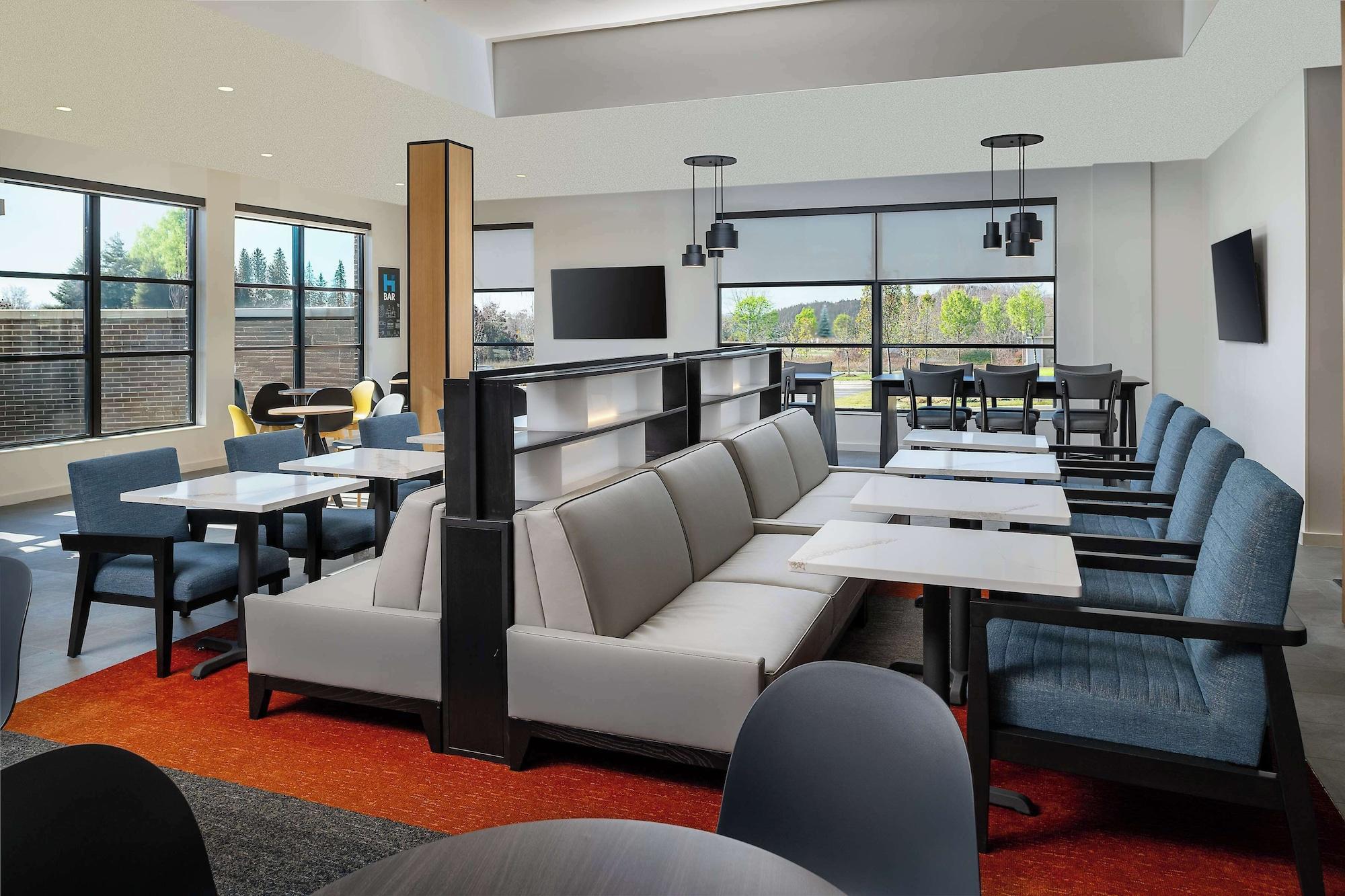 Restaurant Hyatt House Auburn Hills / Detroit