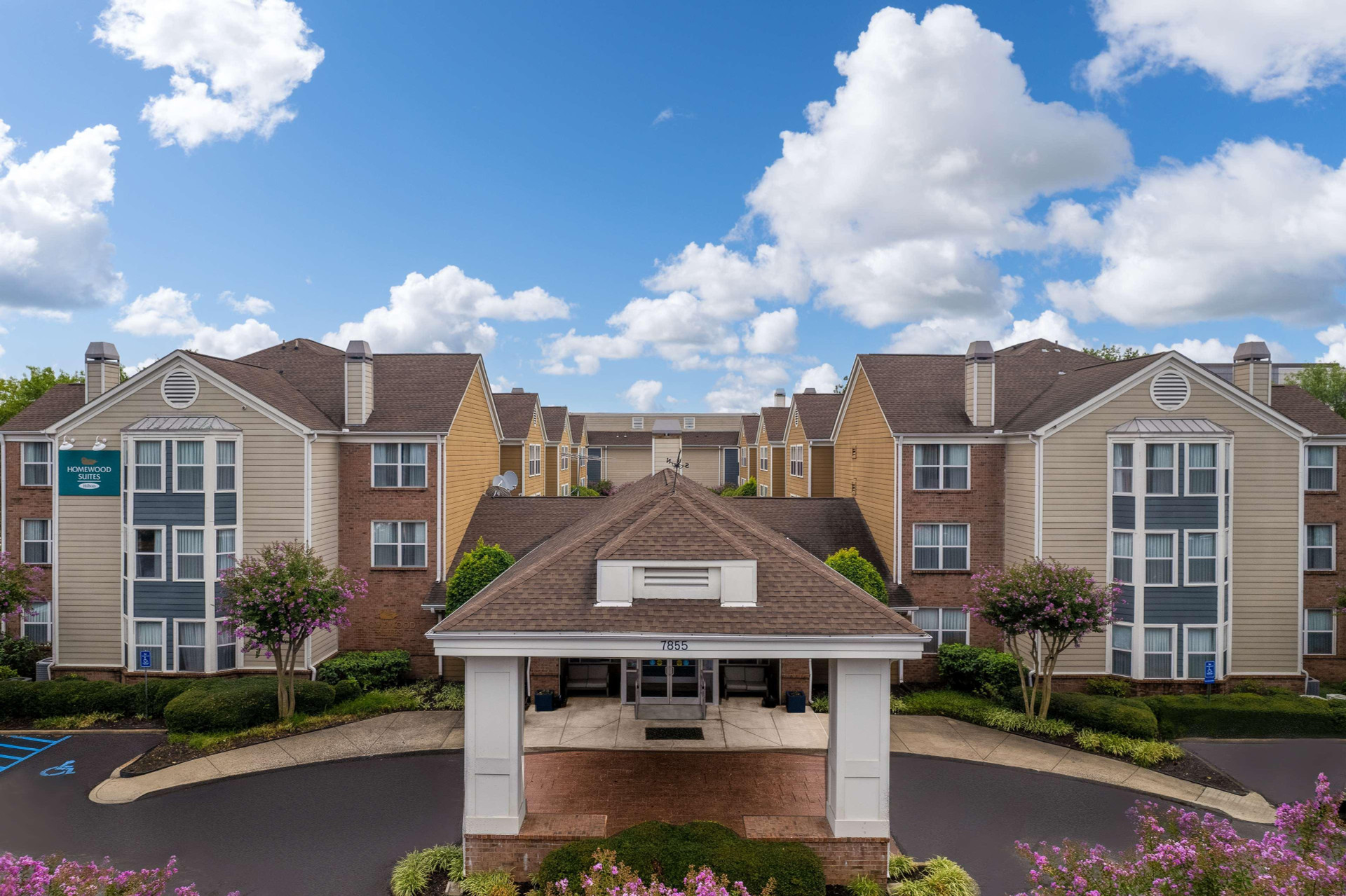 Vista Exterior Homewood Suites by Hilton Memphis-Germantown