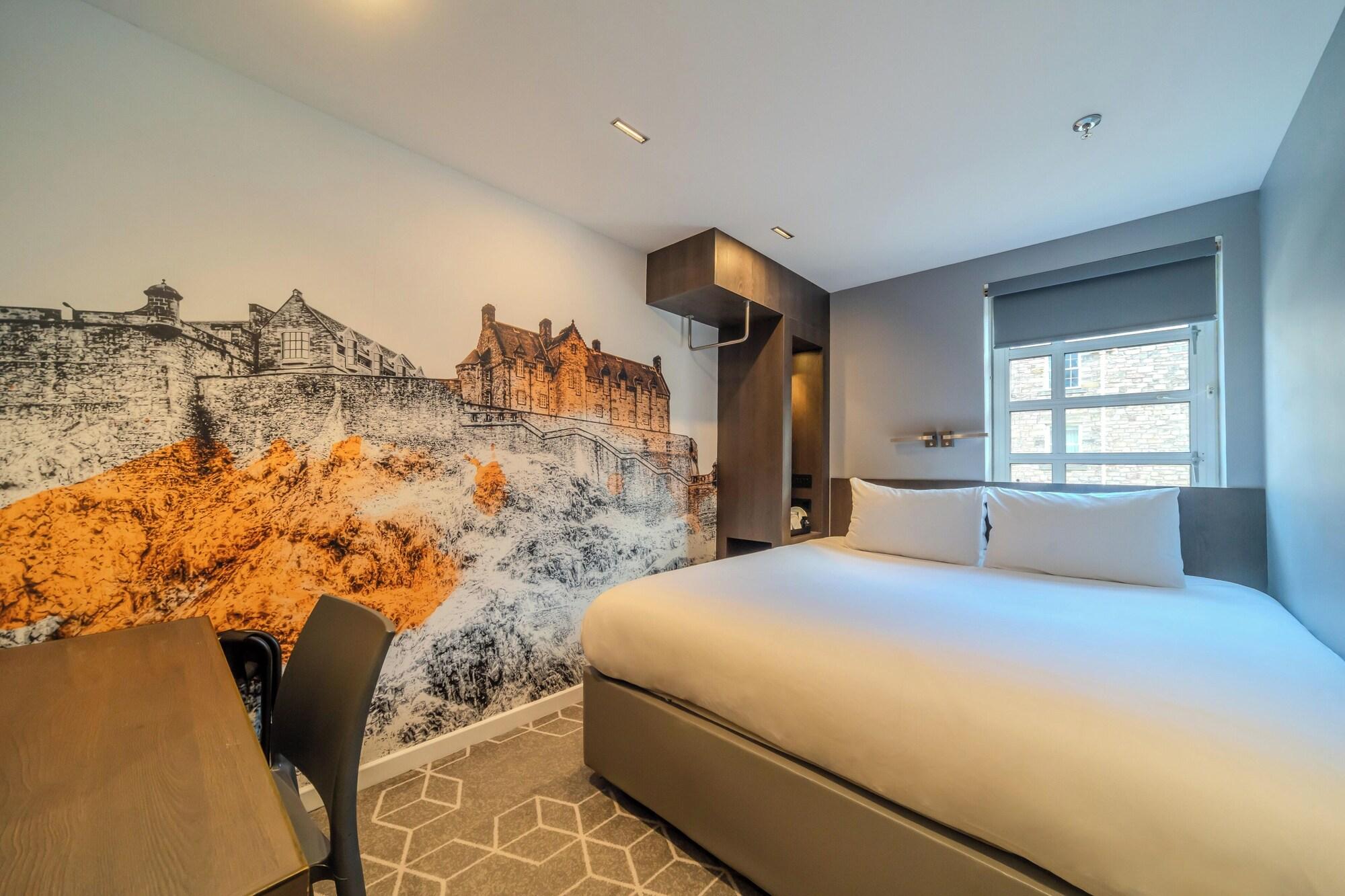 Varios KM Hotel