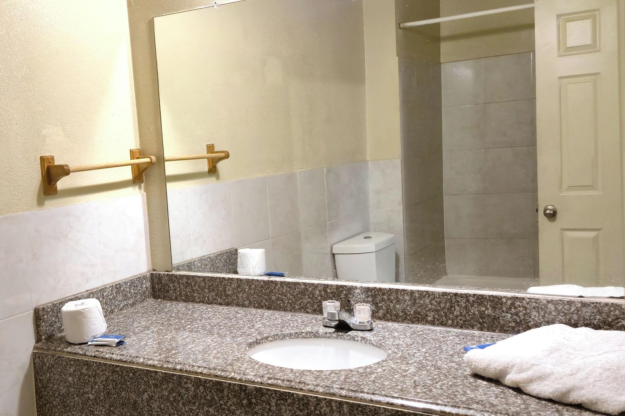 Equipamiento de Habitación Cole Manor Motel By Oyo Love Field Market Center