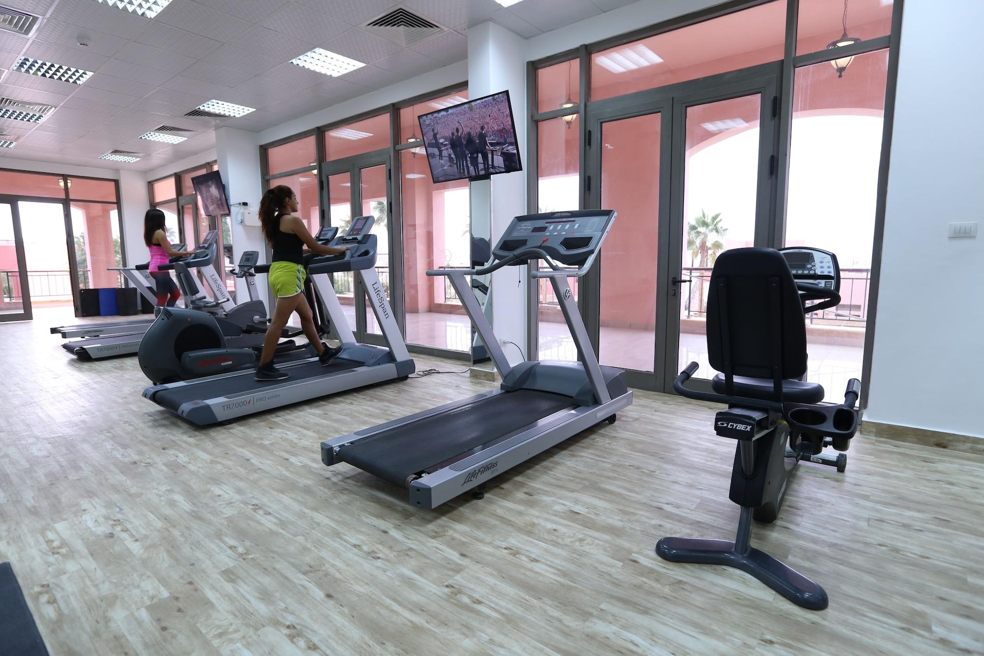 Gimnasio Tala Bay Residence - Families Only