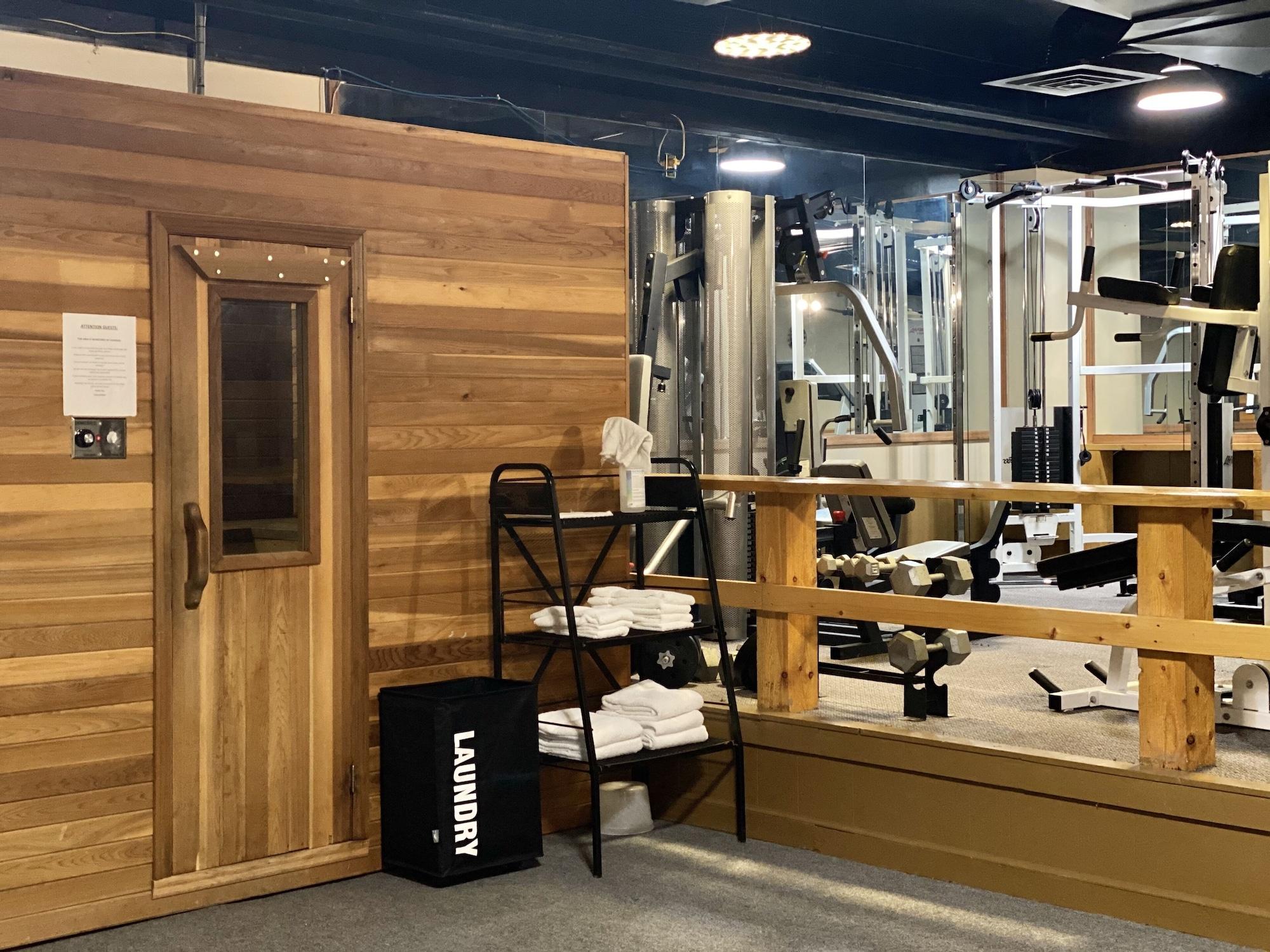 Spa Ramada by Wyndham Whitecourt