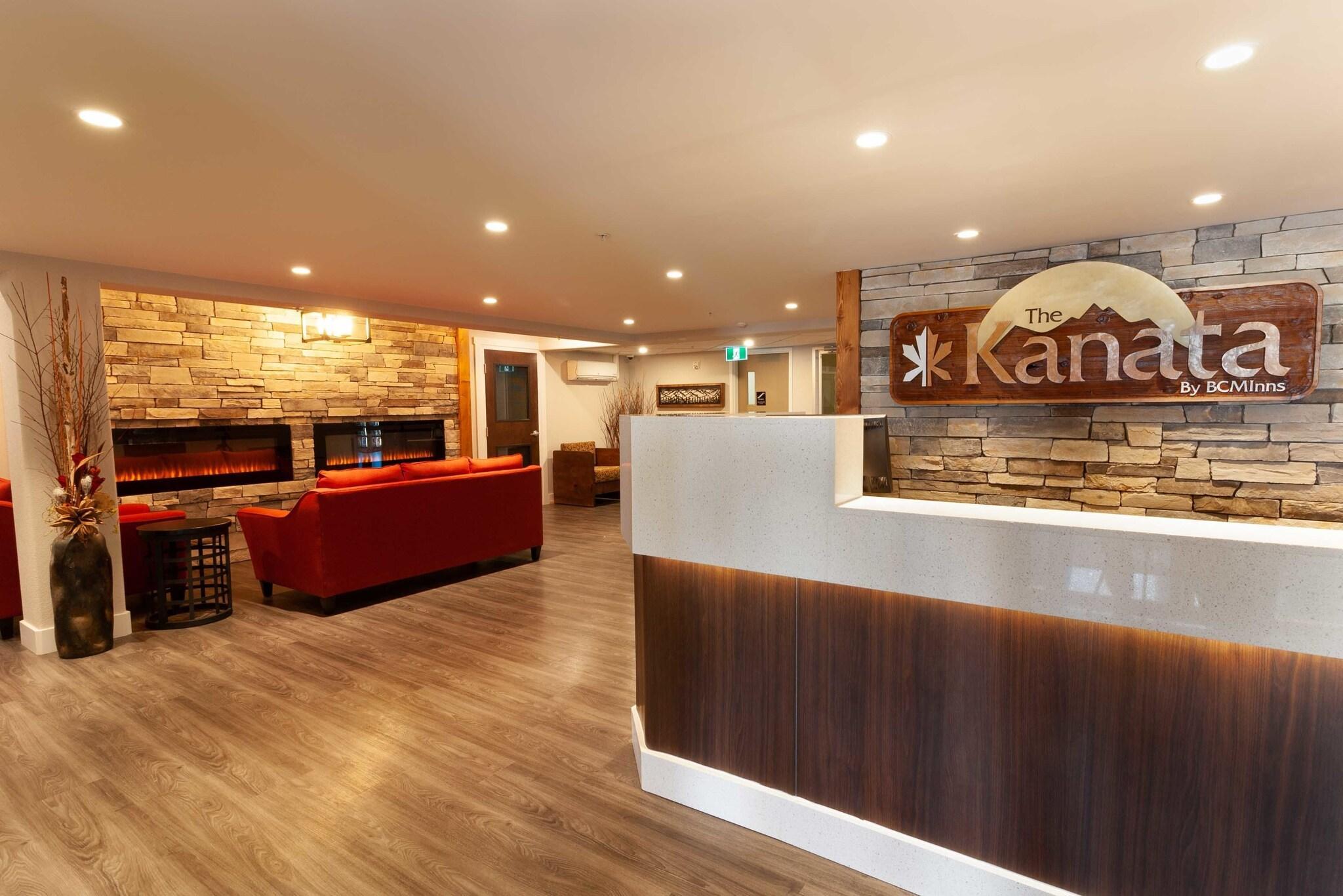 Vista Lobby The Kanata by BCMInns Invermere