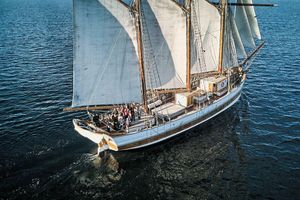 Alquiler Vacacional - The Vega 1909 - Stay on a Historic Wooden Schooner in Amsterdam
