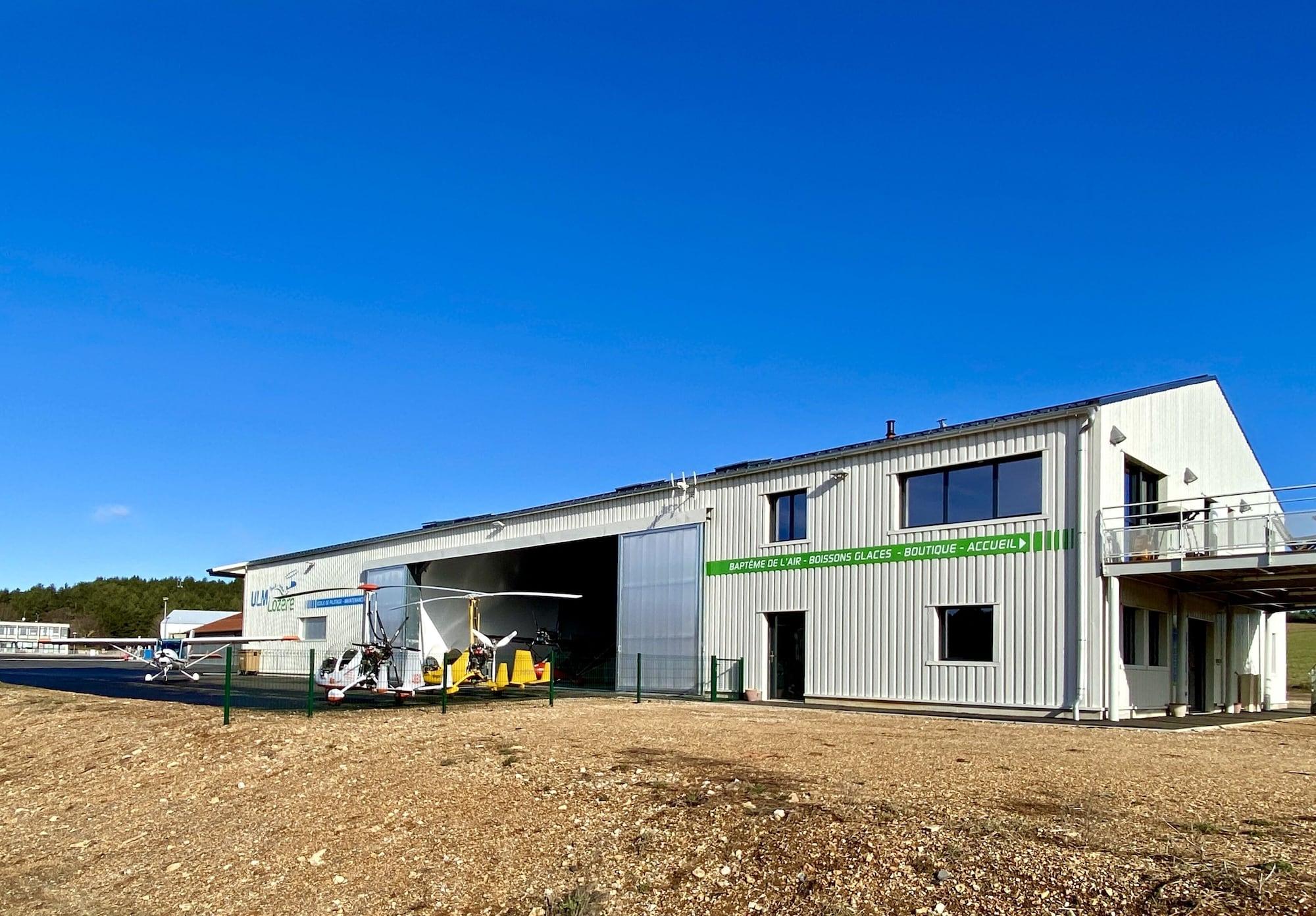 Vista Exterior Ecole de Pilotage ULM Lozere
