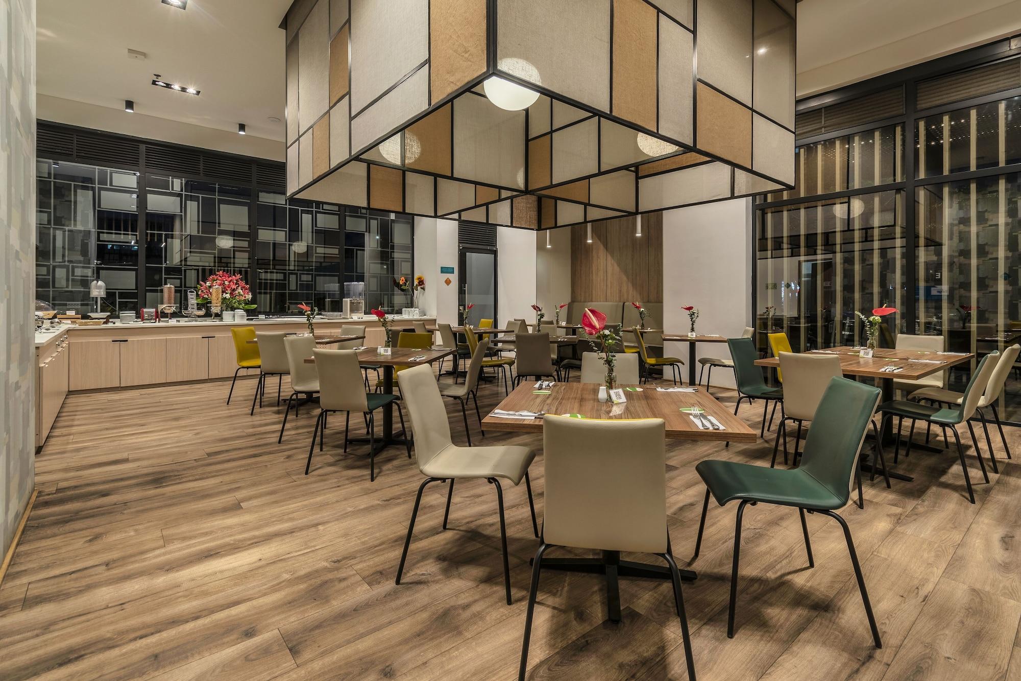 Restaurant Hotel Distrito ZF By OxoHotel
