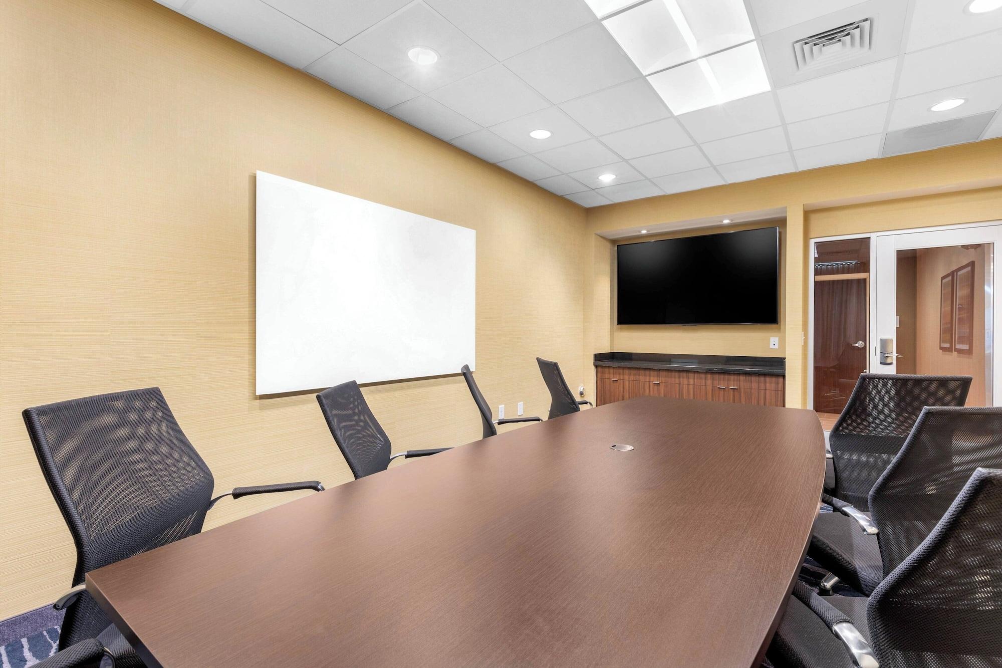 Sala de Reuniones Fairfield Inn & Suites by Marriott Mebane