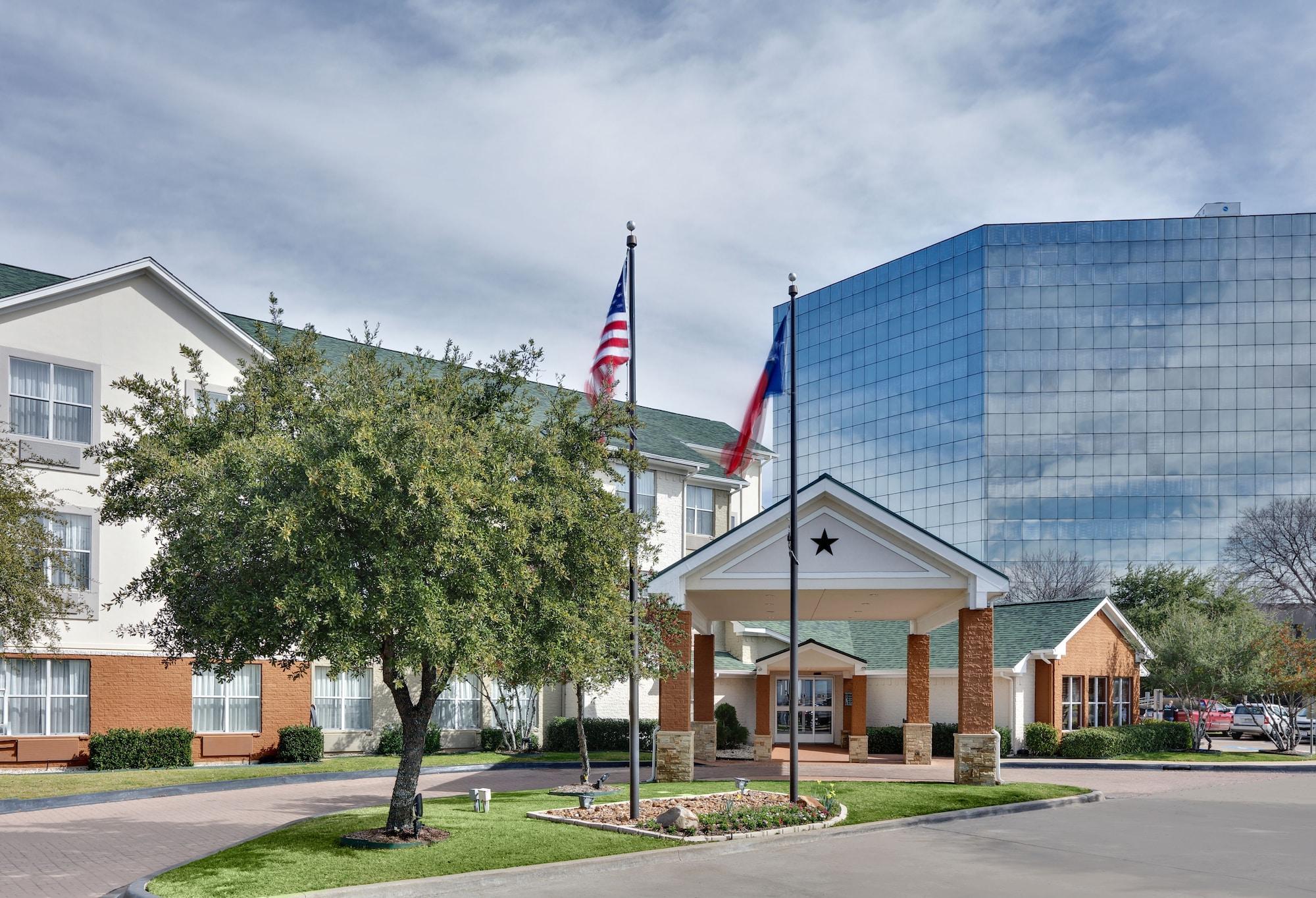 Vista Exterior Candlewood Suites Market Center by IHG