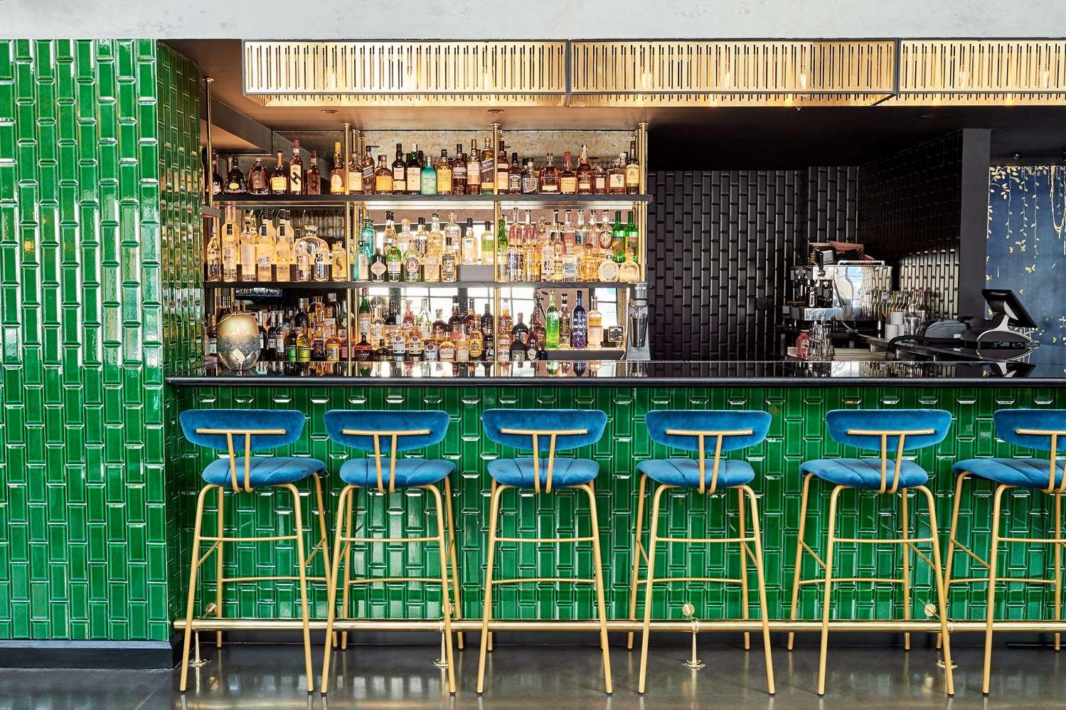 Bar/Salón Virgin Hotels London-Shoreditch