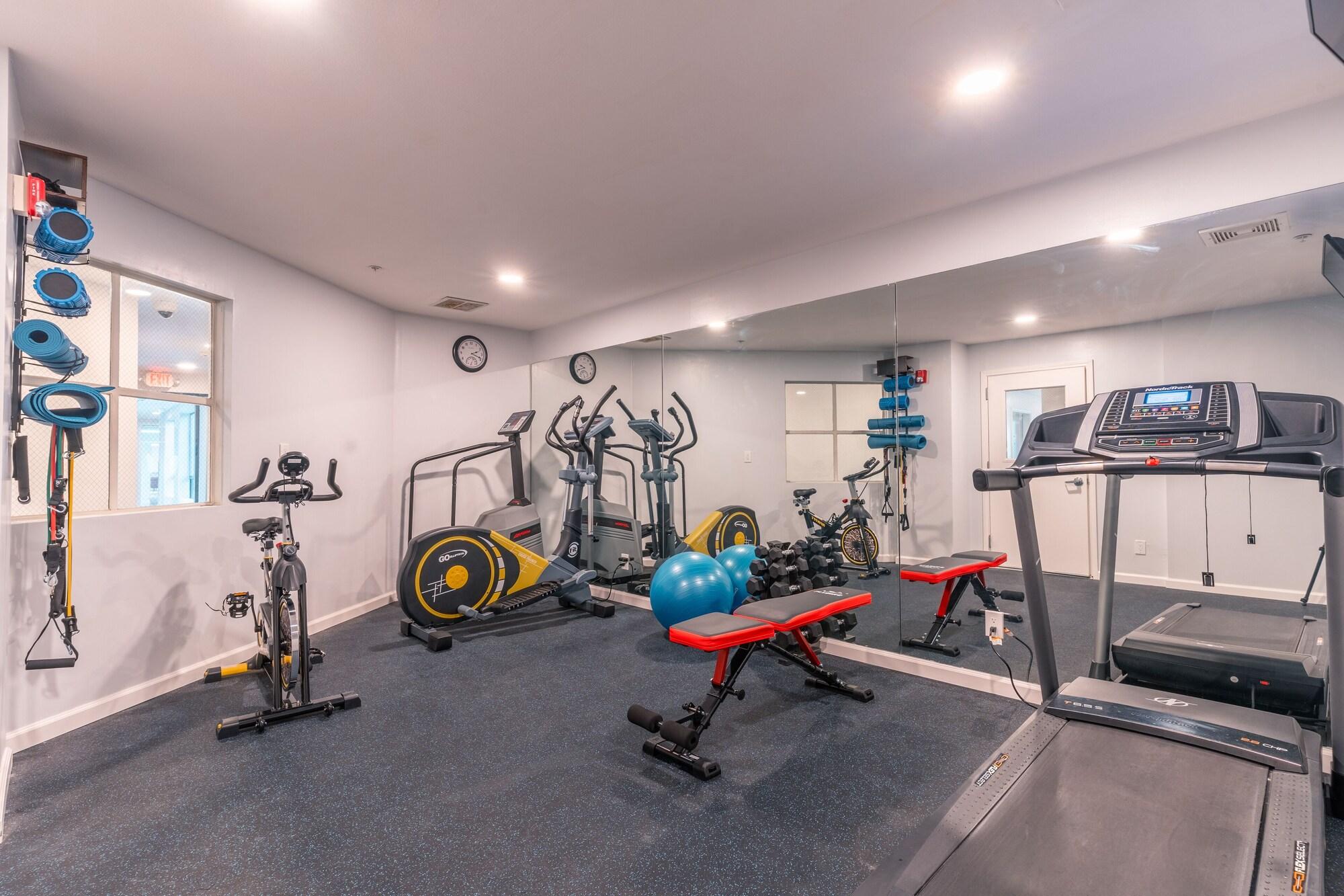 Gimnasio Hotel Aluxor SFO