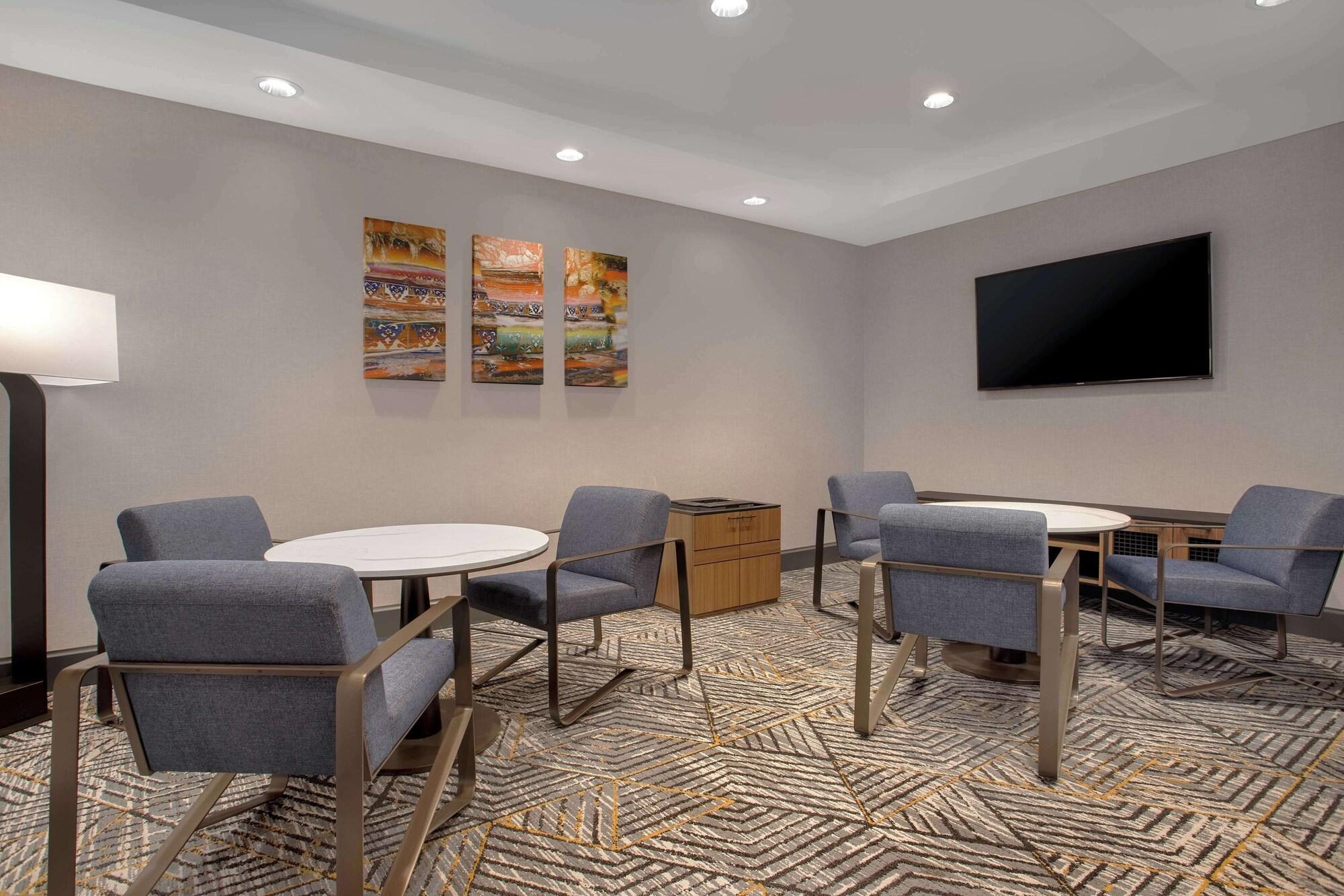 Vista Lobby Homewood Suites by Hilton Lackland AFB/SeaWorld, TX