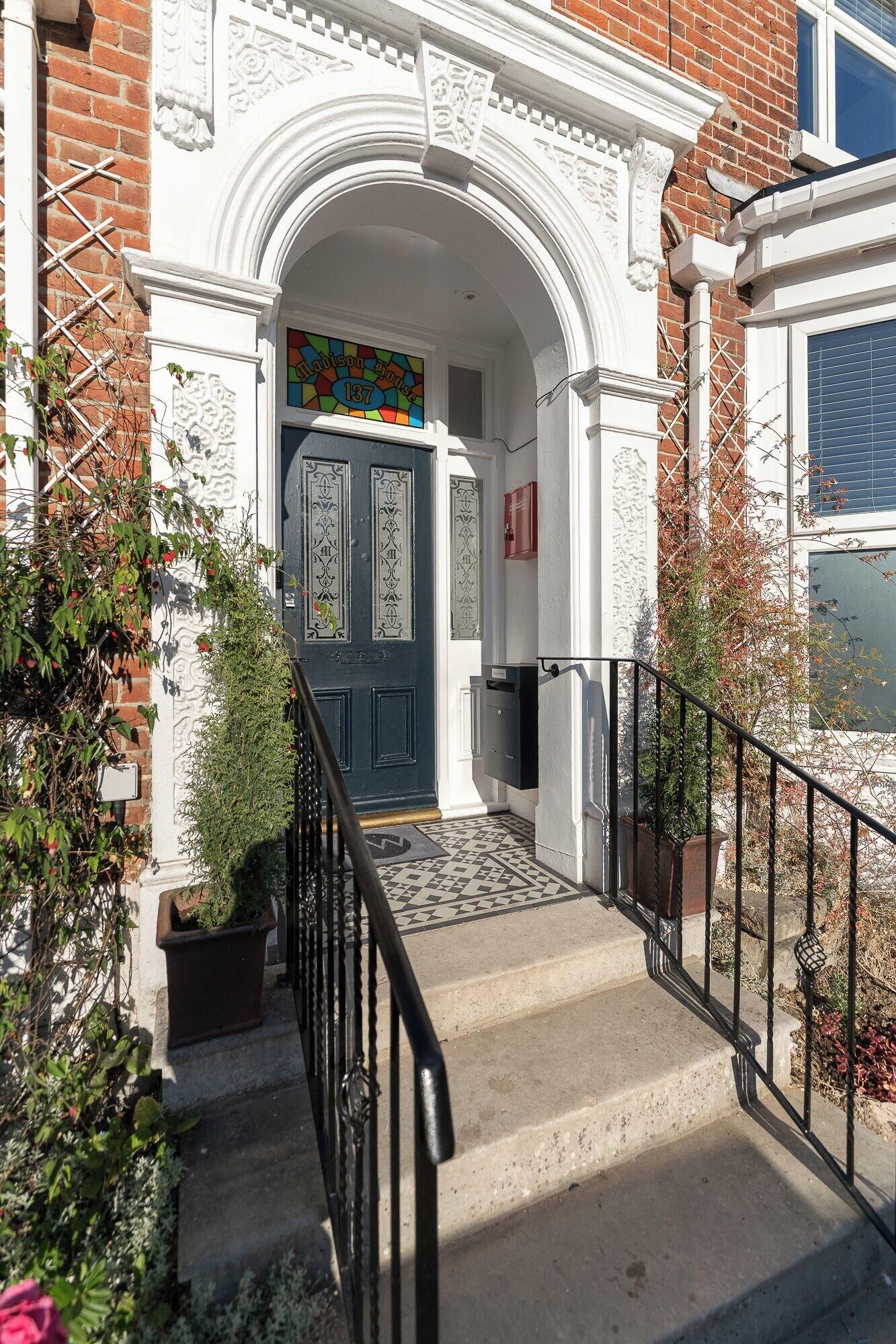 Vista Exterior The Madison