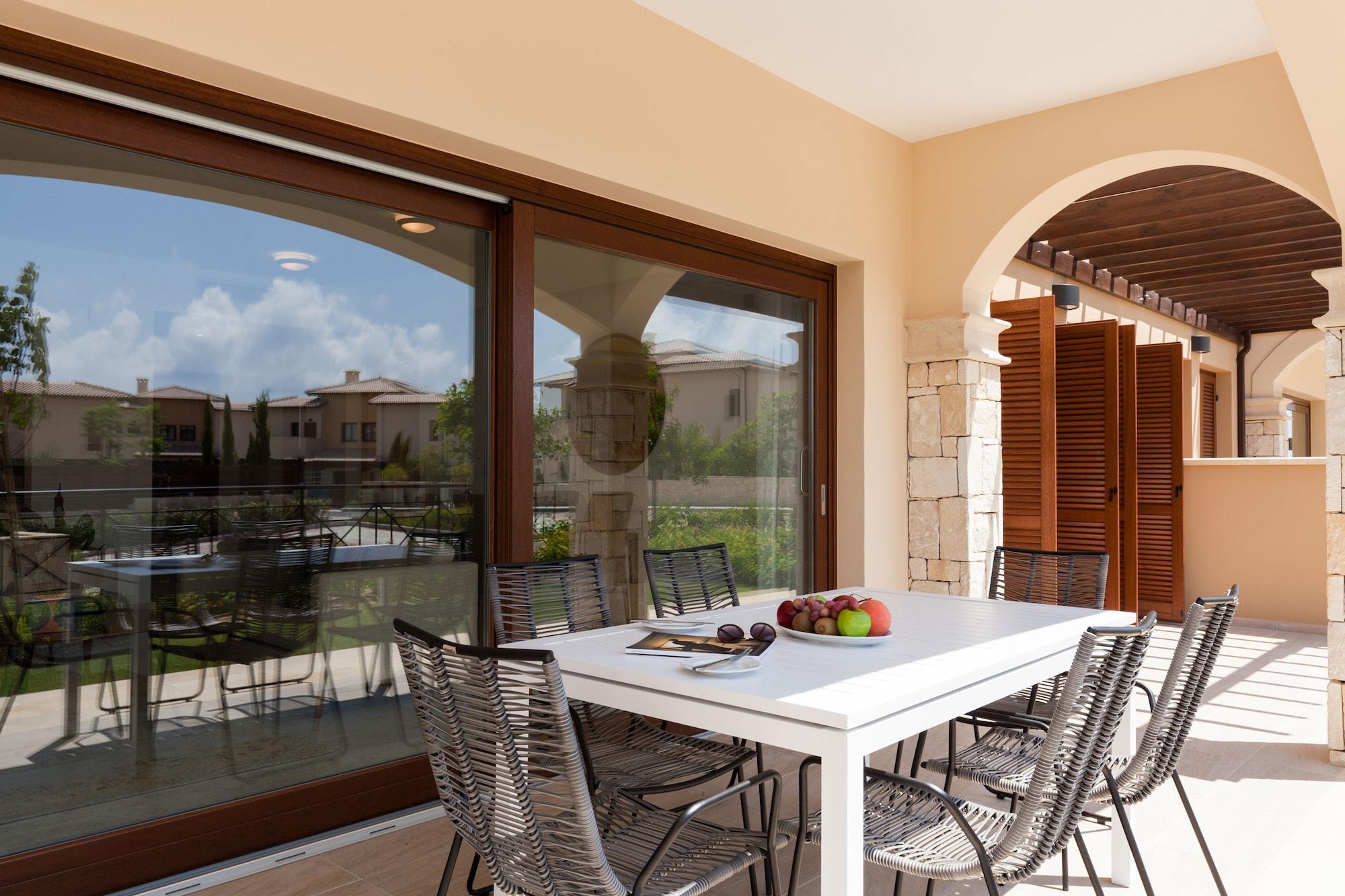 Vista Exterior Aphrodite Hills Rentals – Premium Serviced Apartments