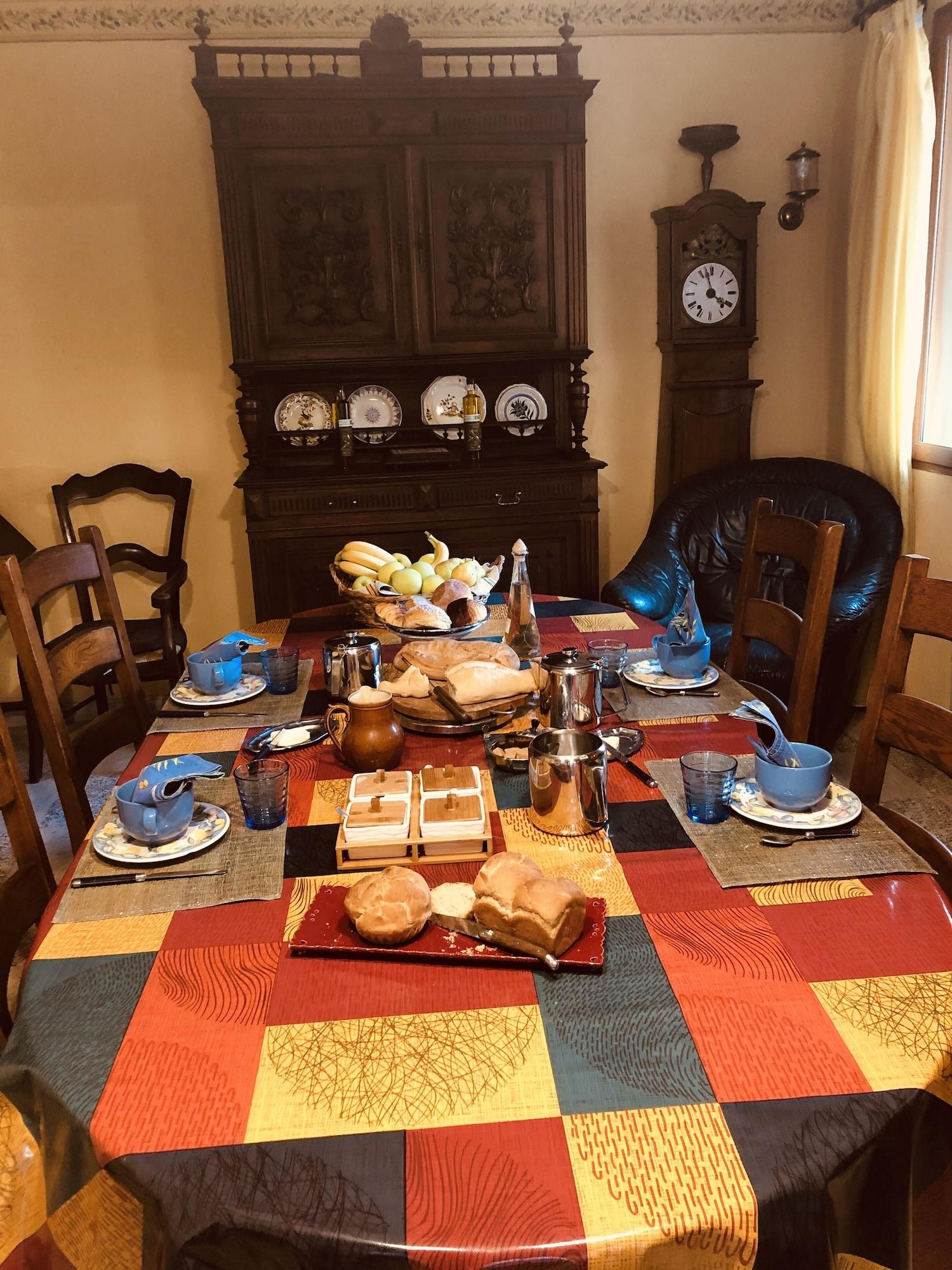 Restaurant Chambres d'Hotes Les Ferrages