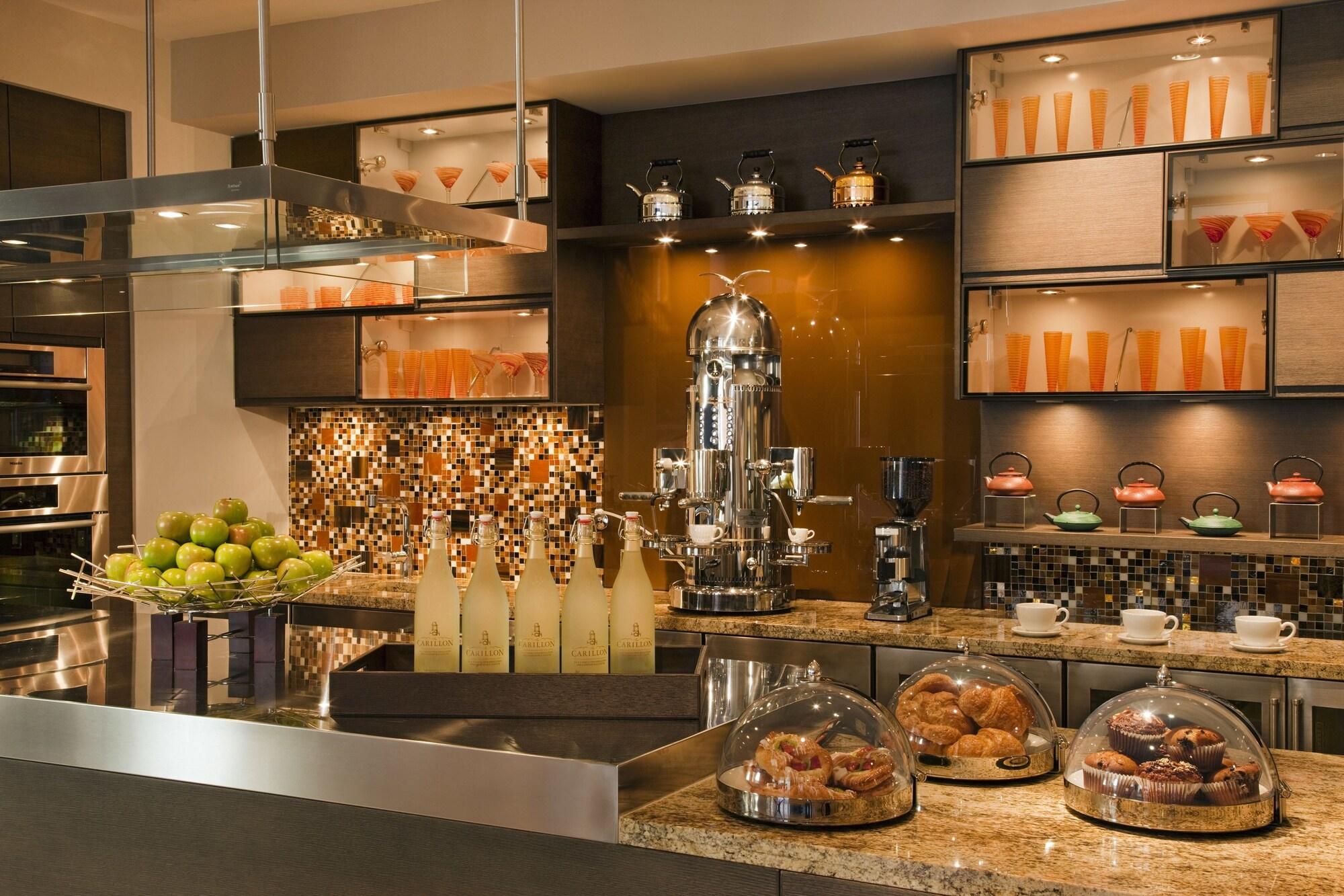 Restaurant AT&T Hotel & Conference Center at the University of Texas