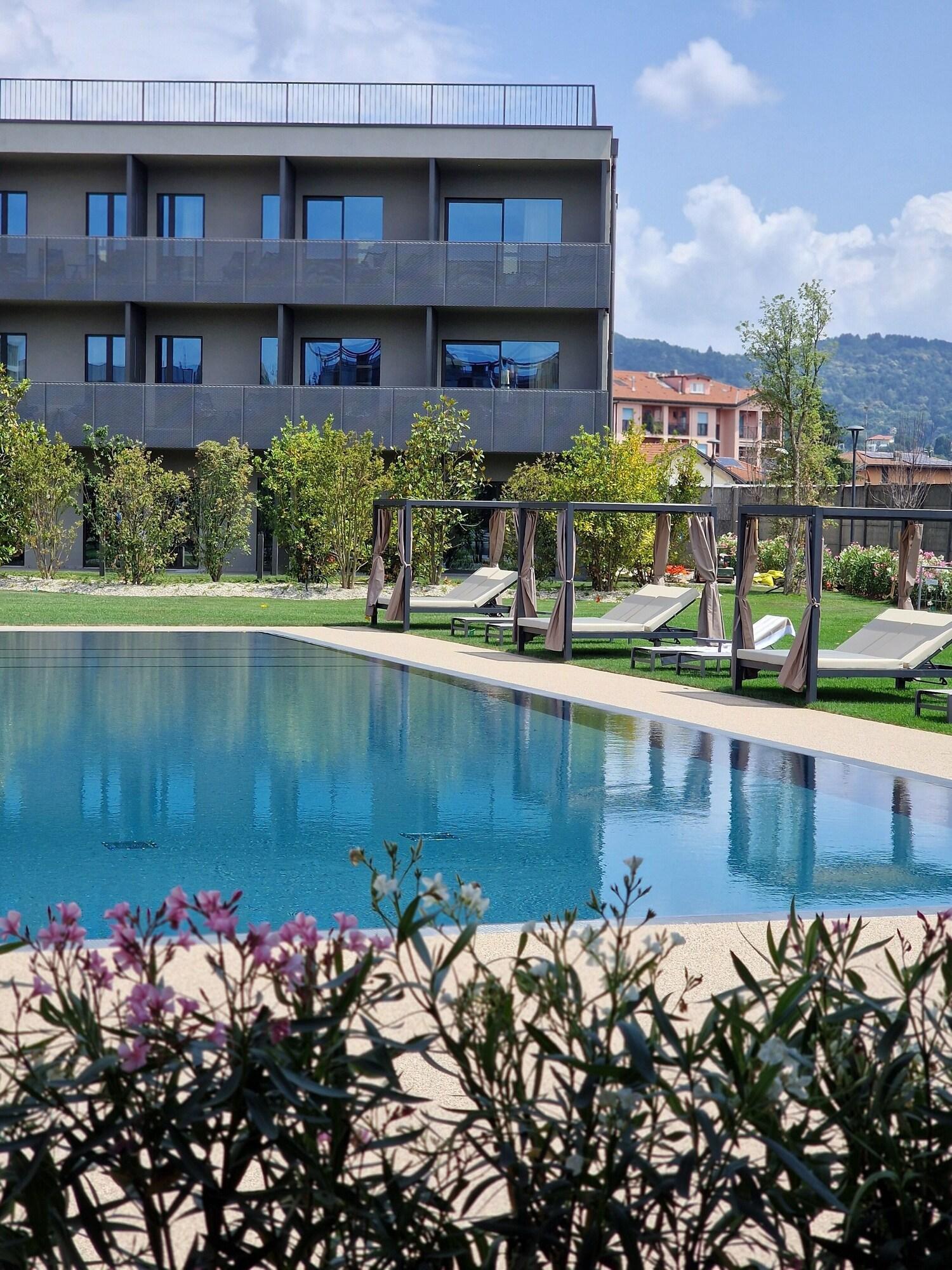 Instalaciones Recreativas Como Hills Hotel