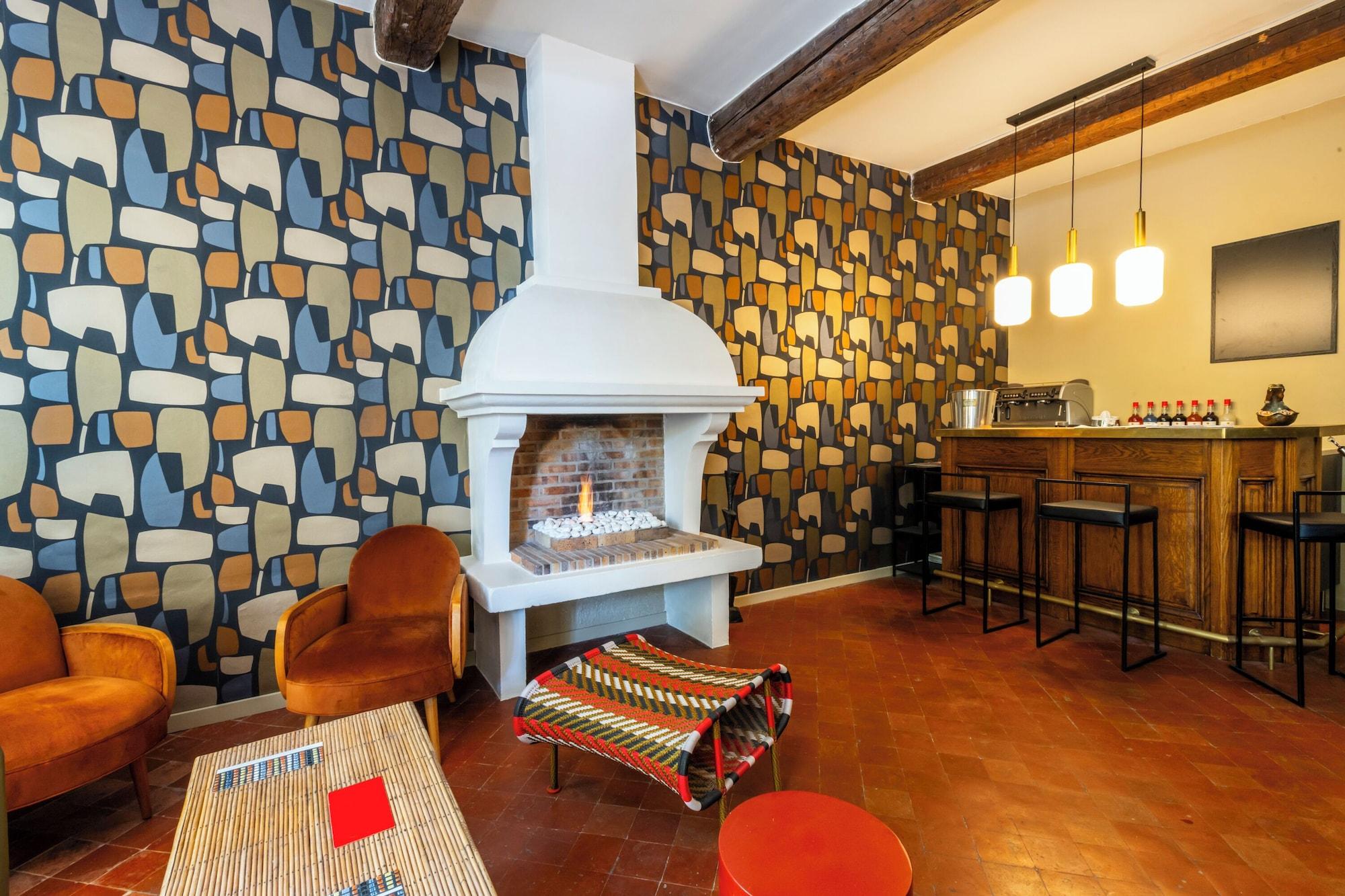 Bar/Salón Hôtel  Burrhus