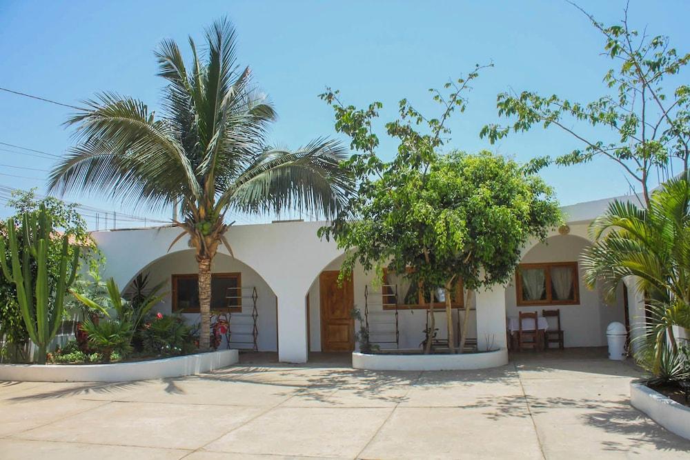 Vista Exterior Hotel Mama Sirena