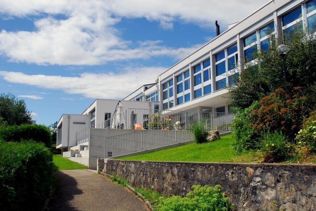 Varios Centre St-François