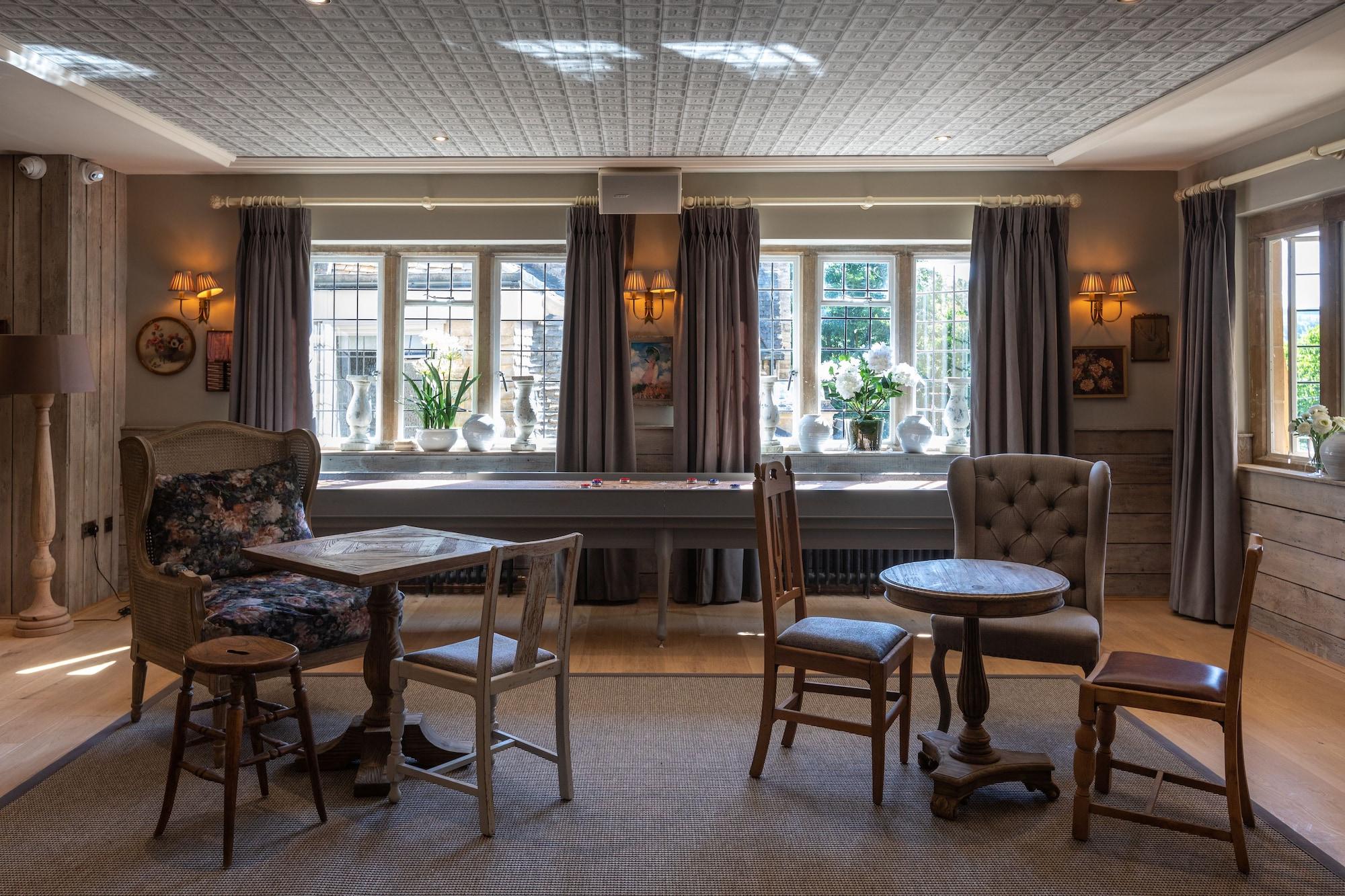 Vista Lobby The Frogmill