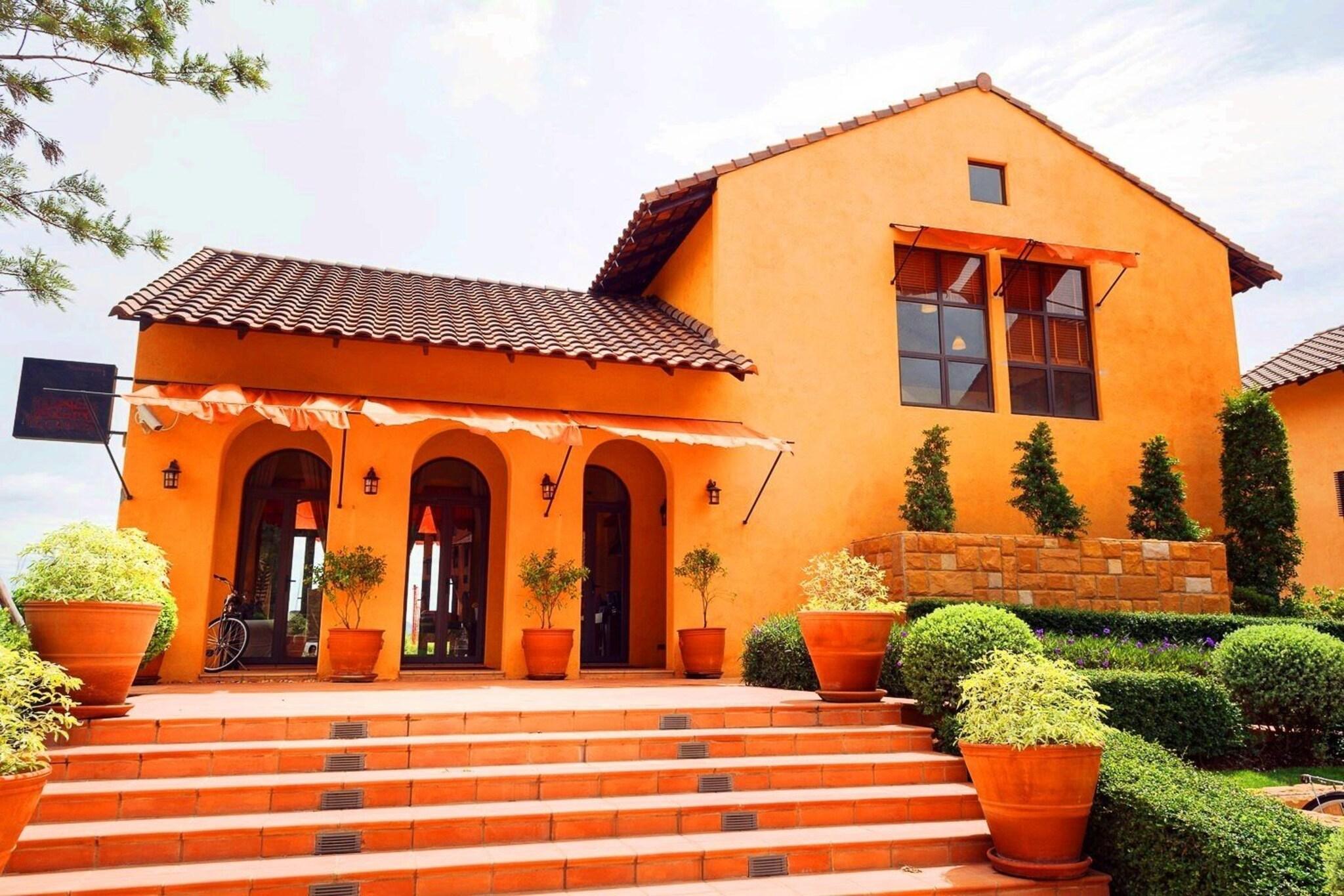 Vista Exterior Hotel La Casetta by Toscana Valley