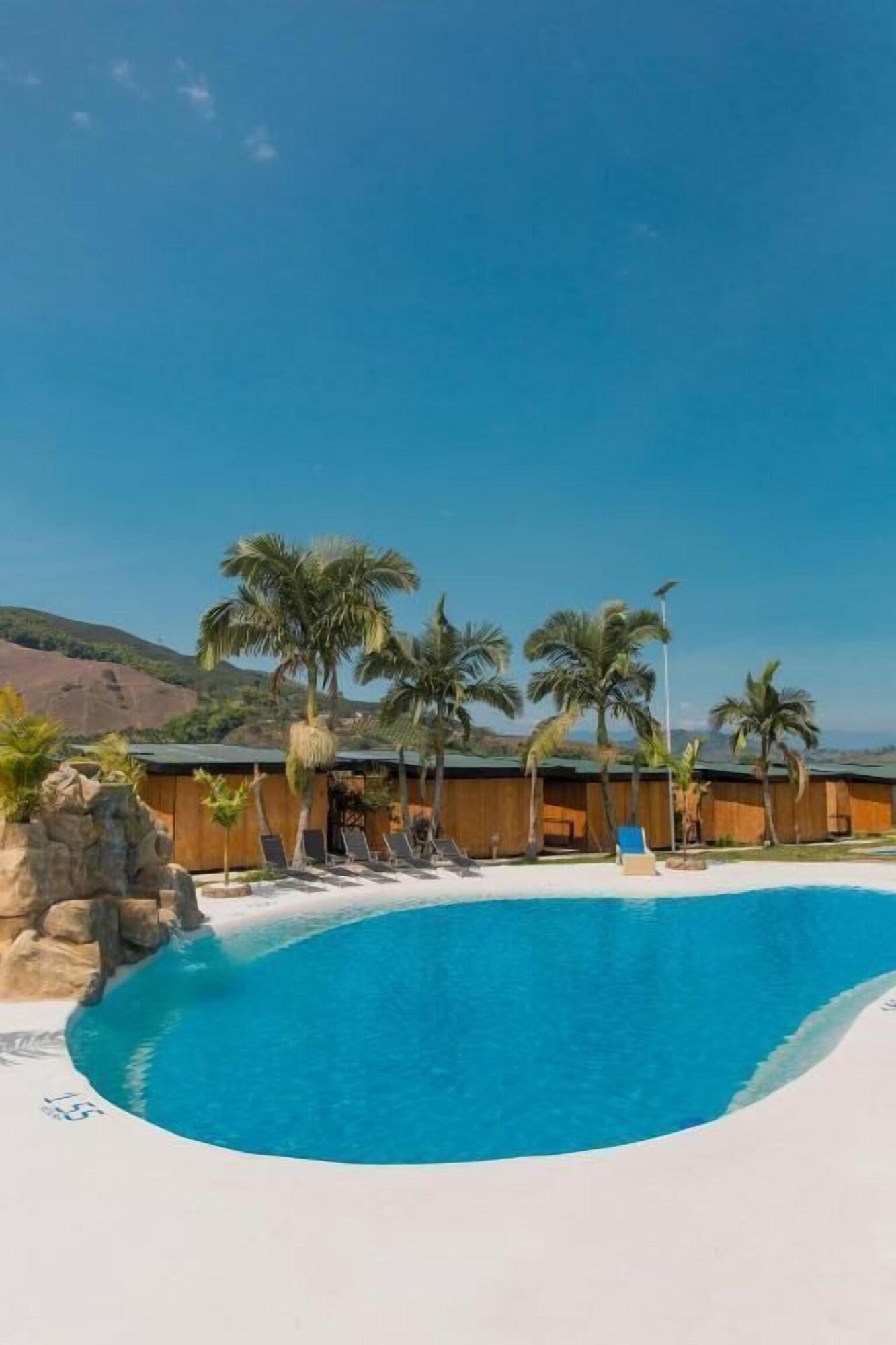 Vista Piscina Hotel Resort Del Café