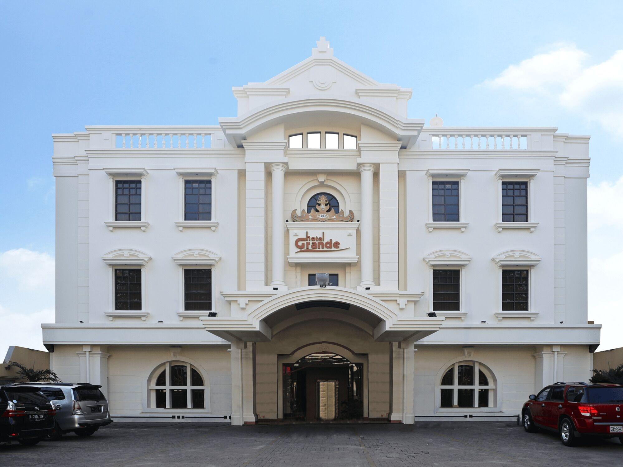 Varios Grande Hotel Lampung