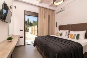 Alquiler Vacacional - Oresteia Exclusive Villa, a Sublime Retreat