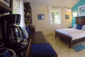 Alquiler Vacacional - Las Casitas of Villa Paraiso / Beachfront with Private Pool